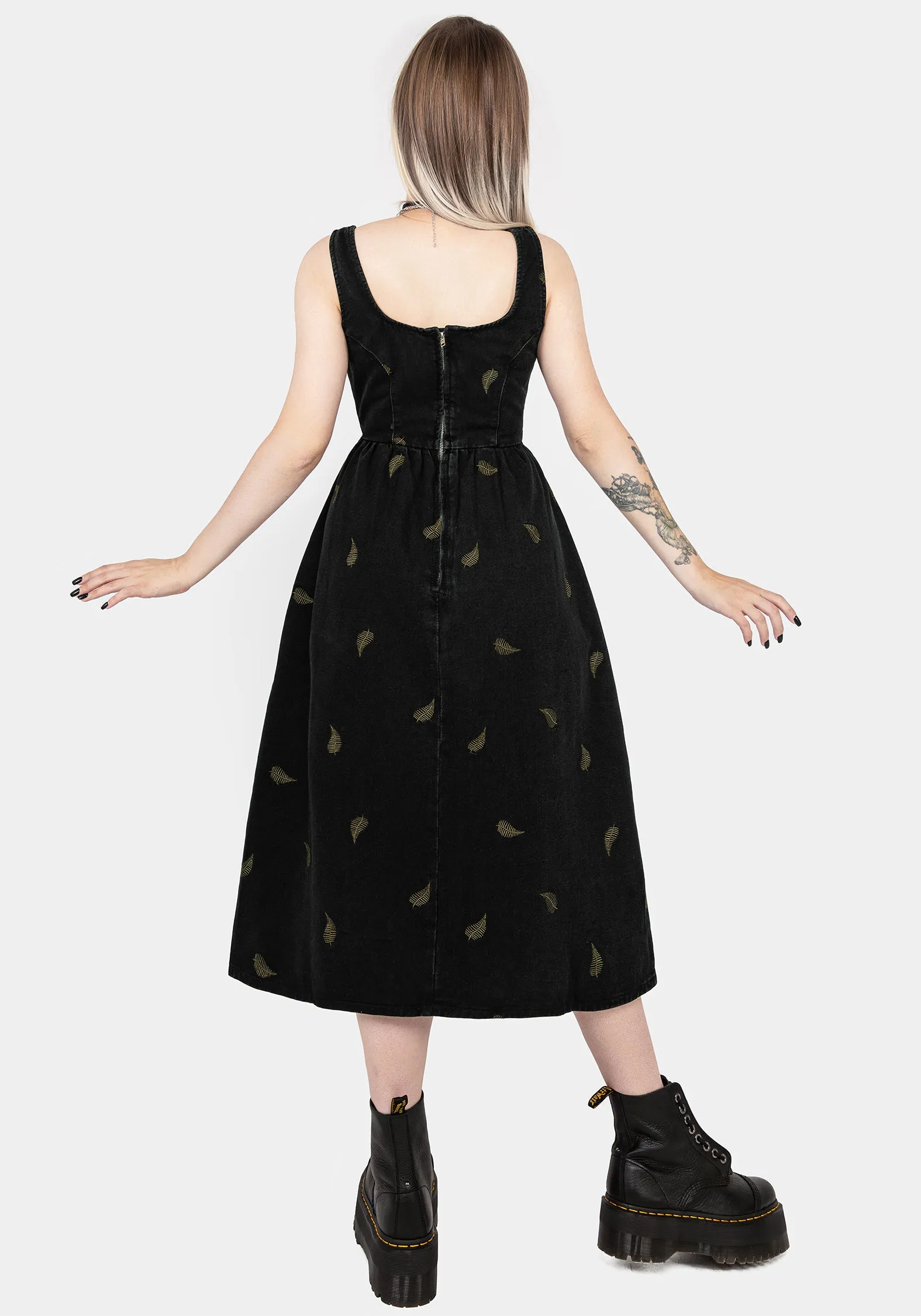Stylish day dress Smart Style Osmunda Fern Embroidered Lace Up Midi Pinafore Dress