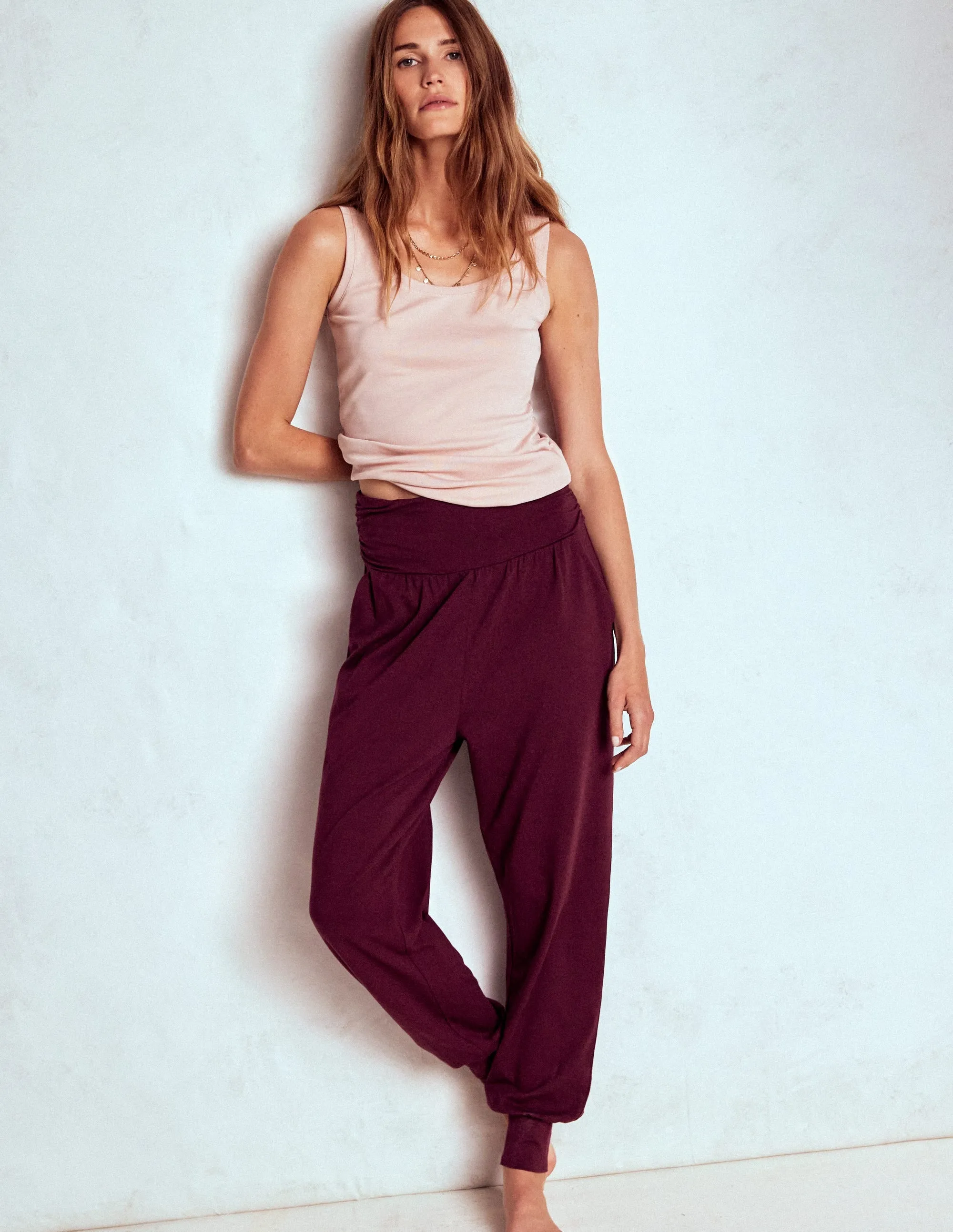 Hareem Jersey Joggers-Deep Wisteria TemperatureRegulation