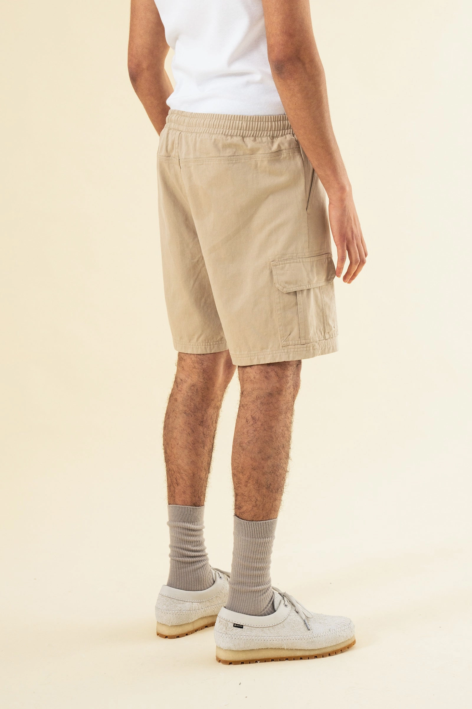 Airy Touch bound Staten Cargo Shorts - Beige