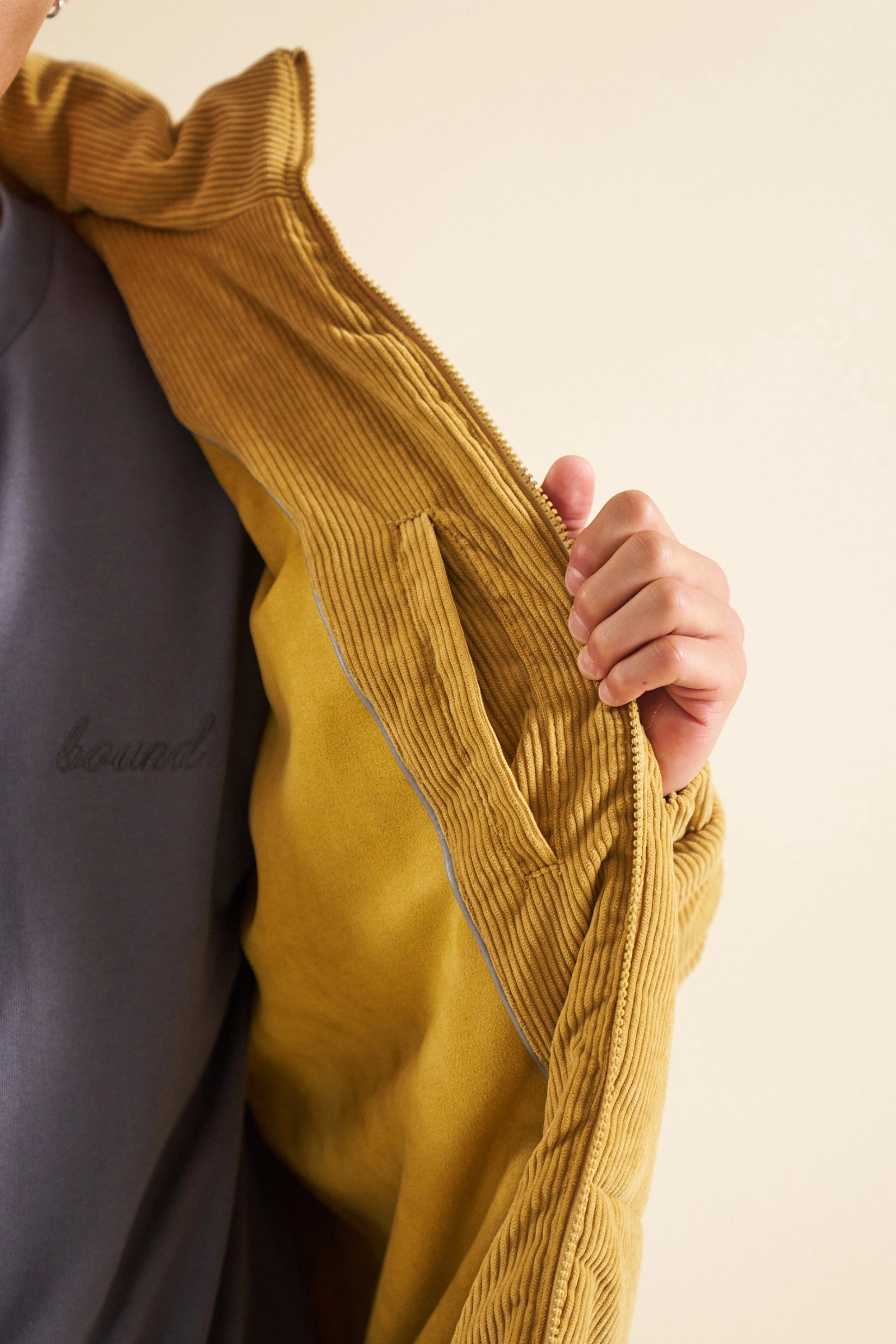 Anti Pilling Technology Winter Layering Piece bound Mustard Cord Puffer Coat