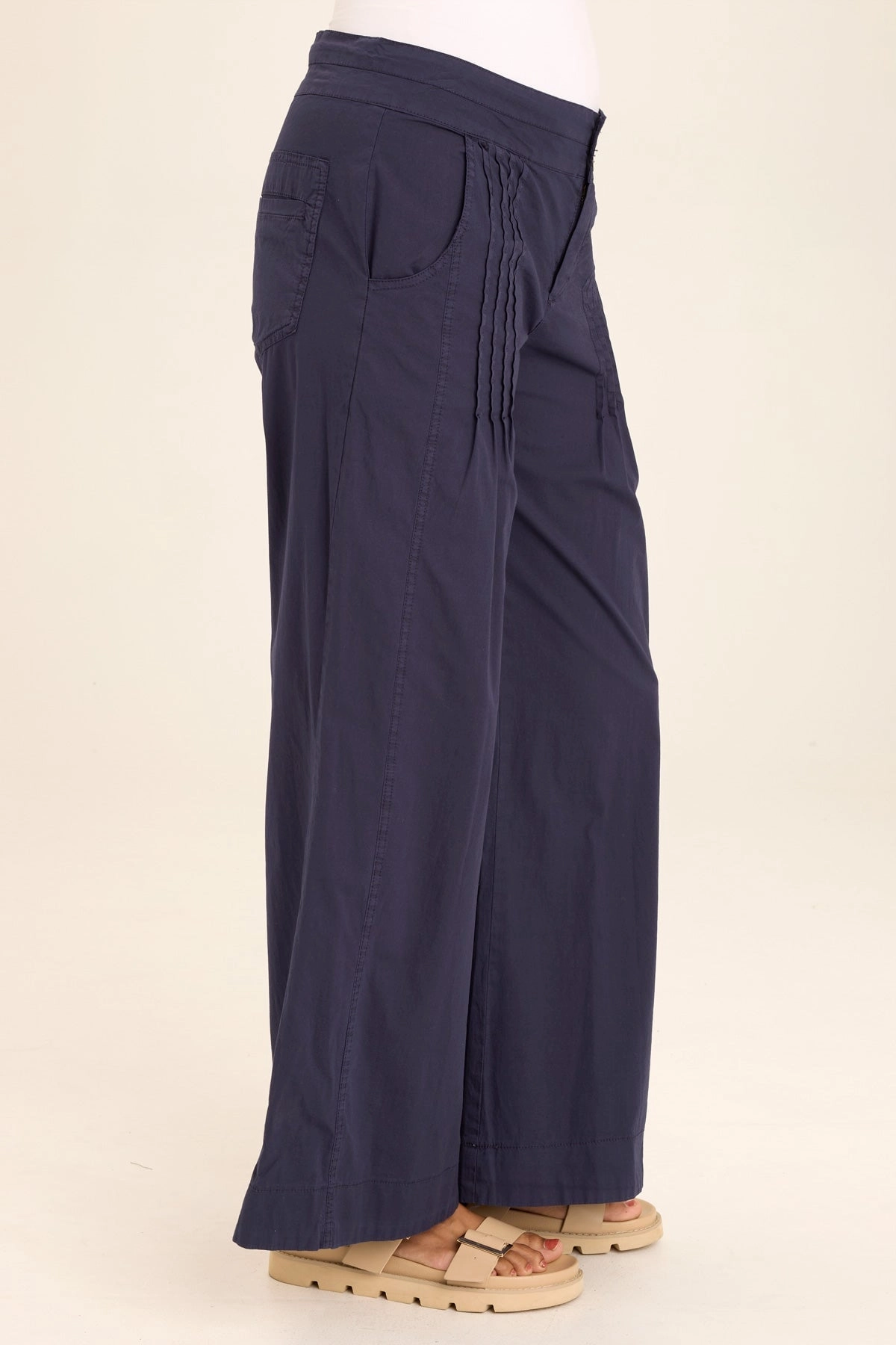 Rebecca Stretch Poplin Pleated Pant Layer Essential