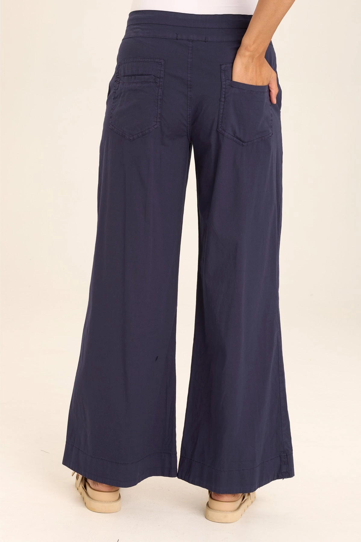 Rebecca Stretch Poplin Pleated Pant Core Basic