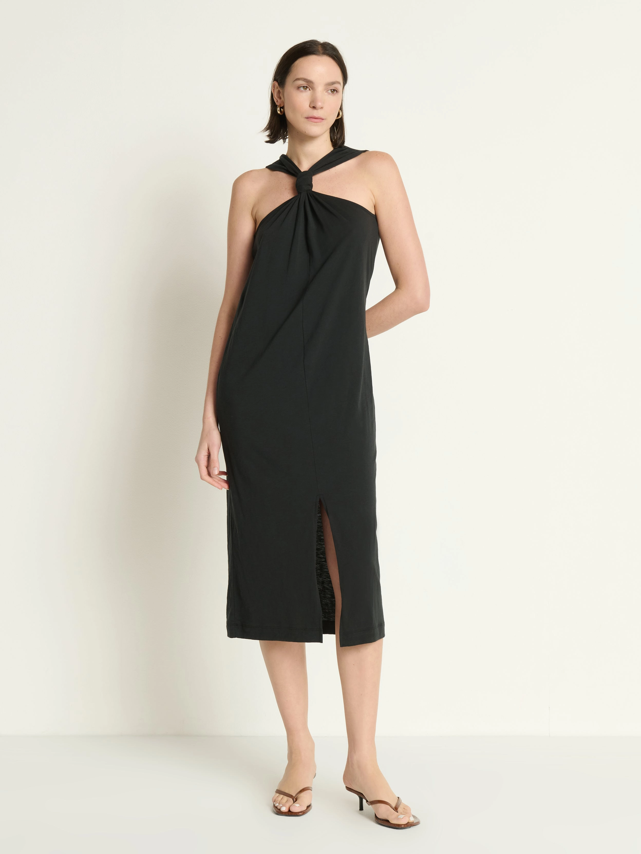 Willa Maxi Dress Flowy-Shape