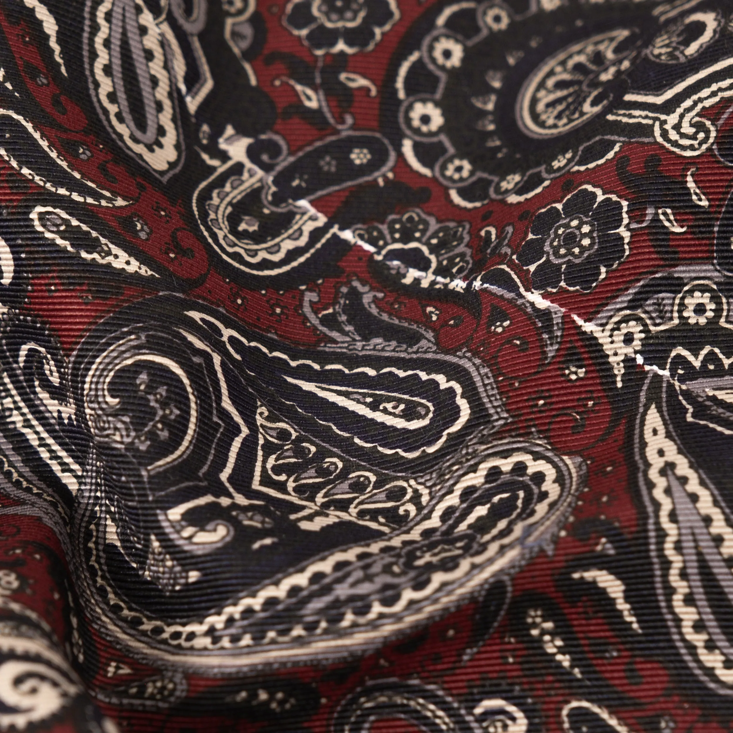 Soft Touch Fabric Sustainable Weave REWORK? TIE SHIRT - N?? 021