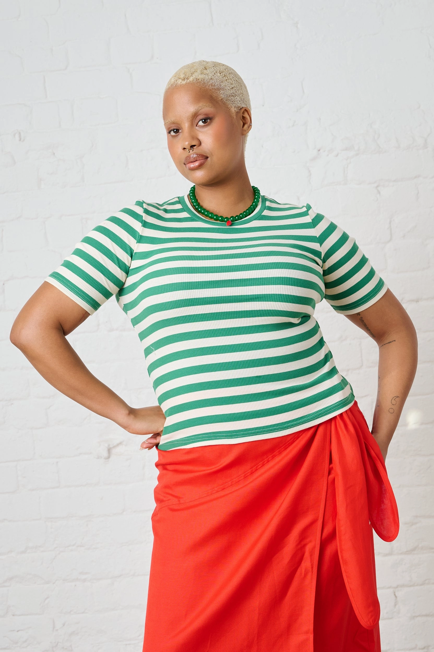 Buttery Soft Feel SweatGuard Lining Ribbed Tee in Green/Milk Stripe