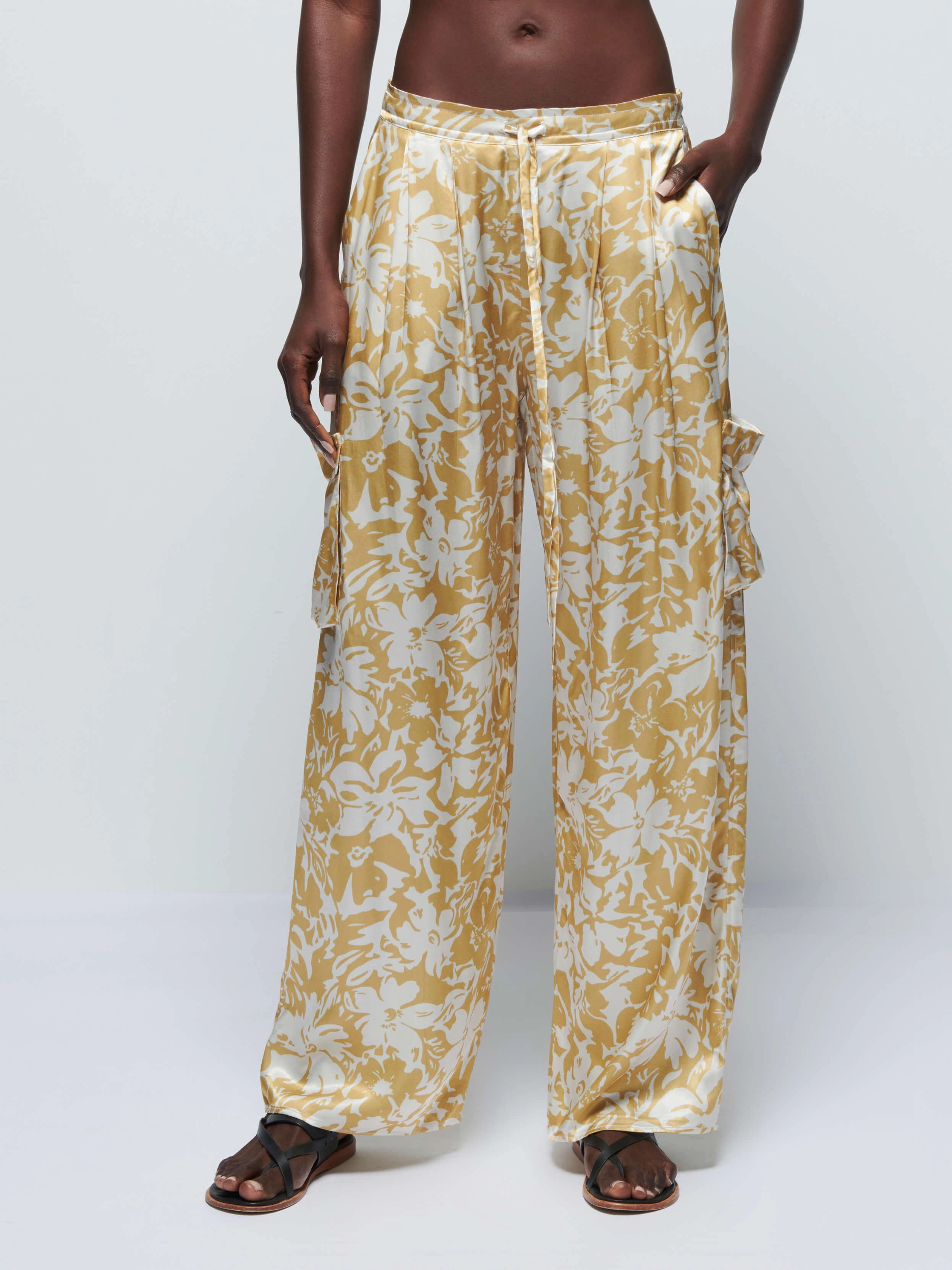 Romeo Pant Breathable Mesh Panels