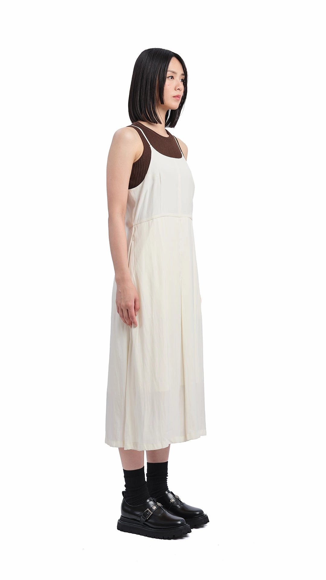 Mid layer Feminine Mood Silky Maxi Dress