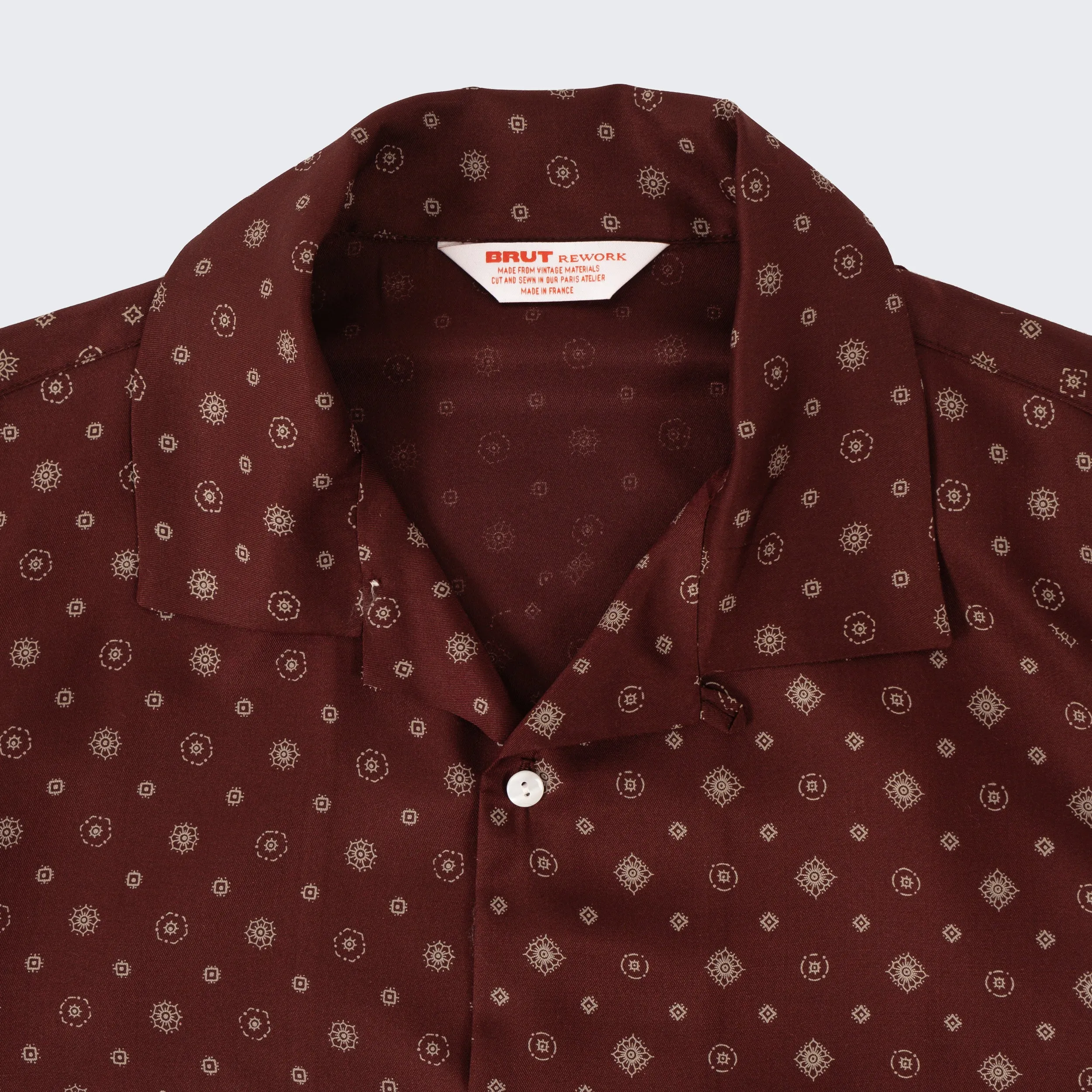 Ergonomic Back Panel Matte Look REWORK? TIE SHIRT - N?? 027