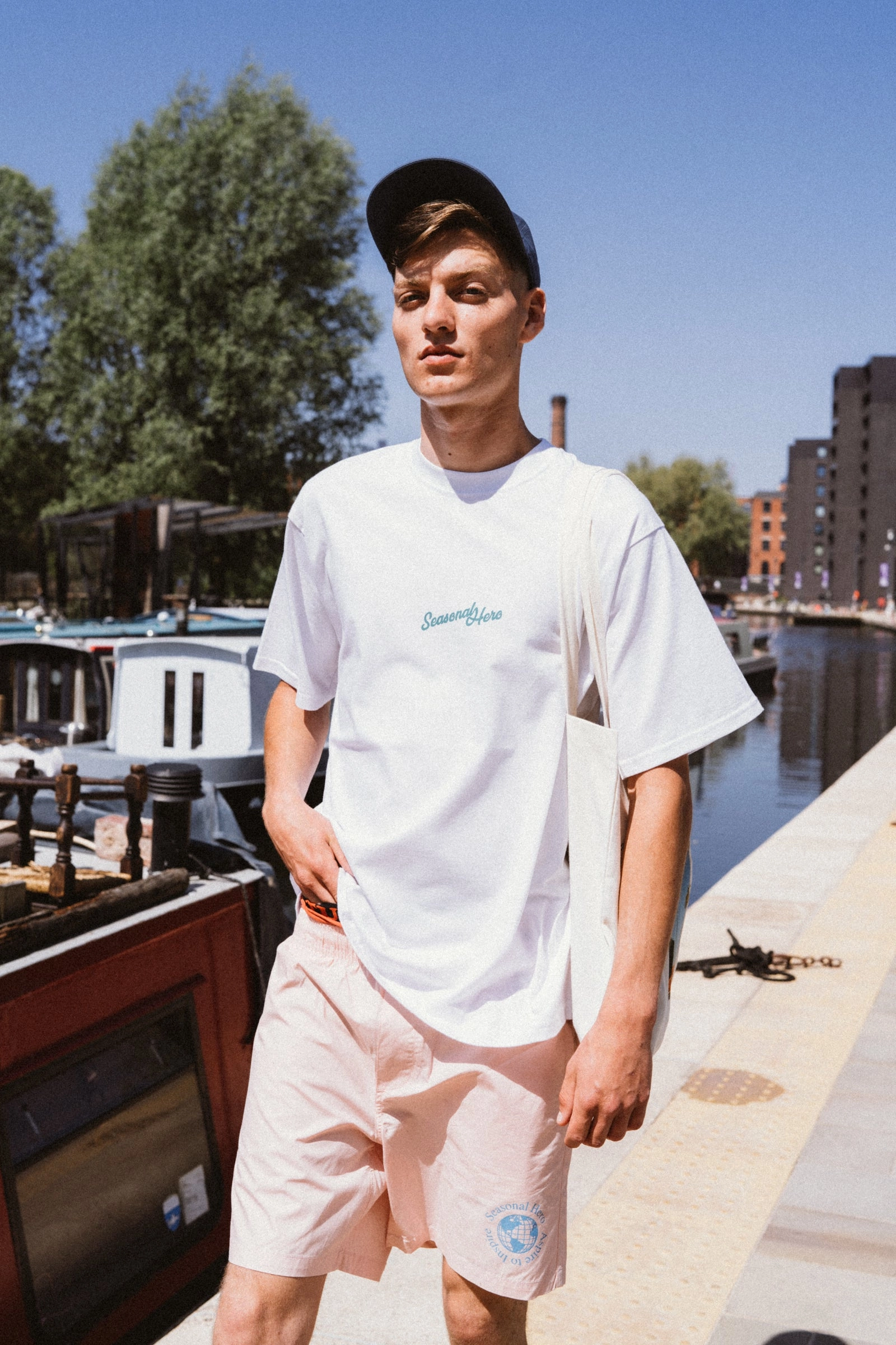 Perfect Comfort Seasonal Hero 'Aloe Vera' Tee - White