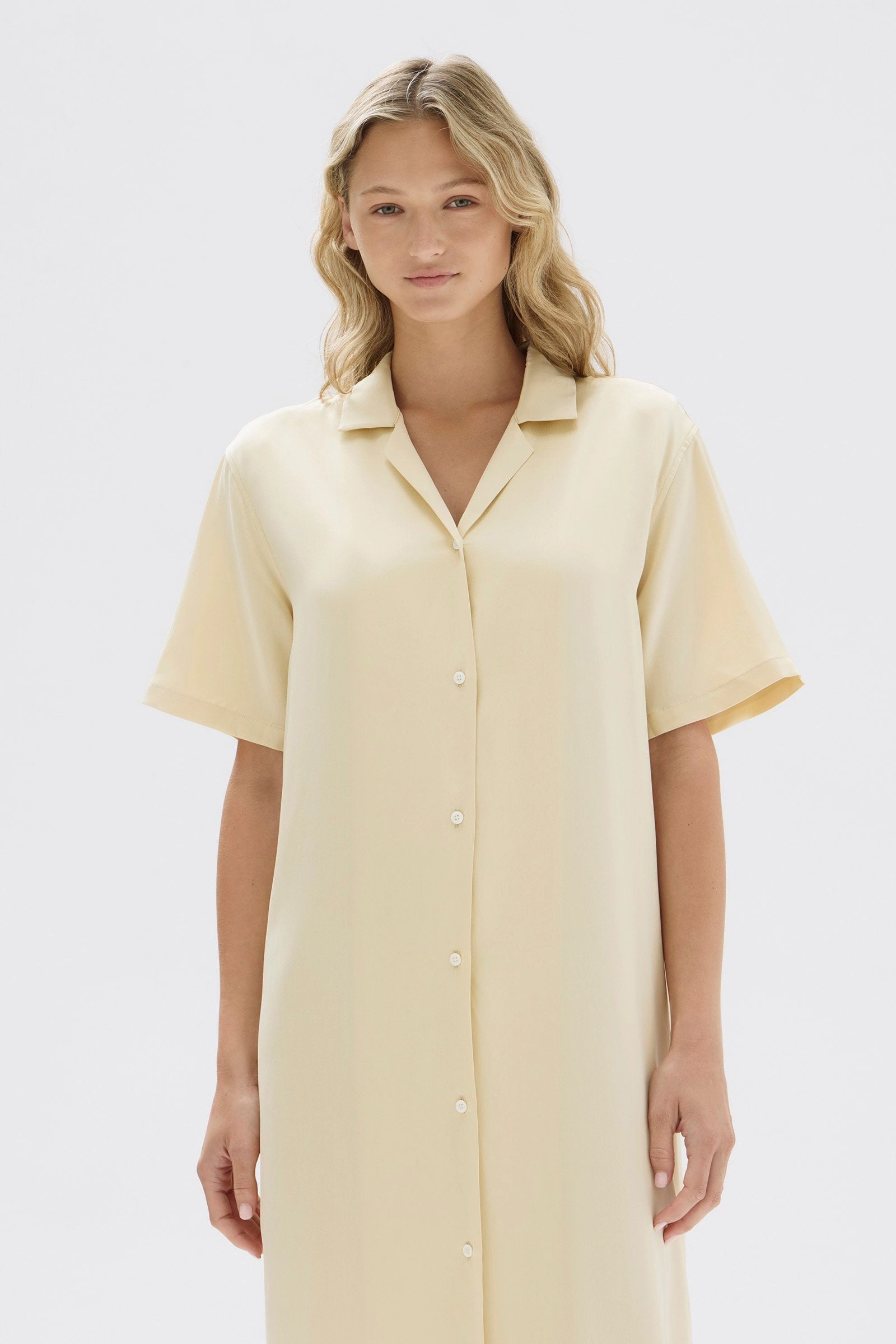 Airy Drape Hook-And-Eye Silk Resort Shirt Dress