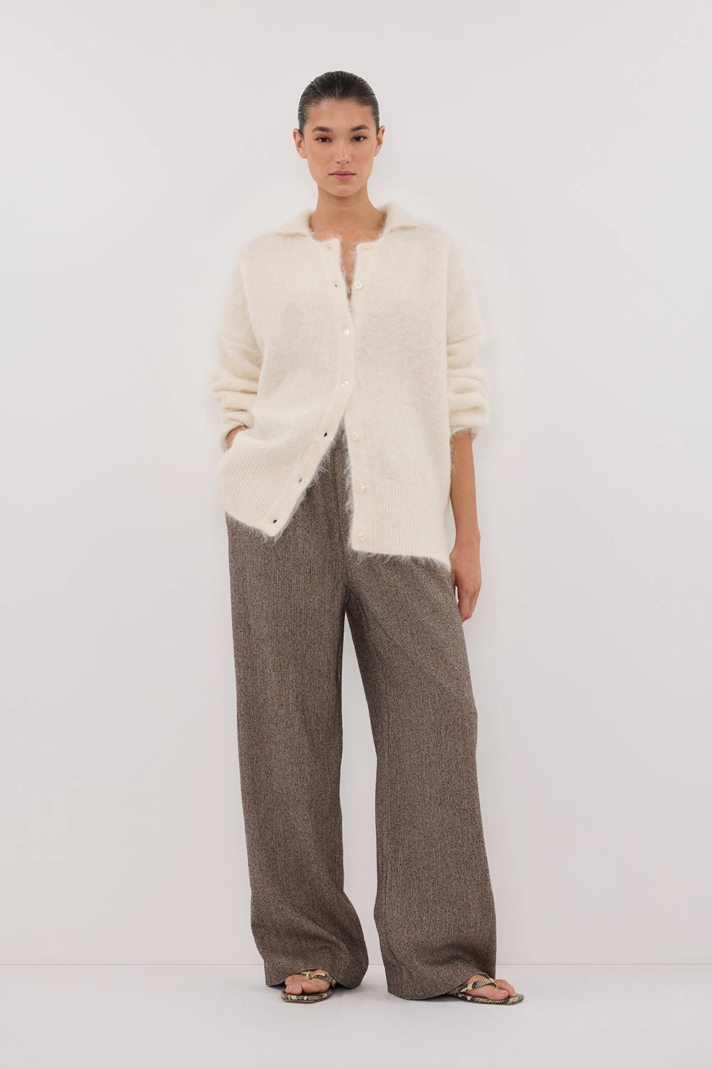 Flowy legs Street Utility FRANKIE CHOC TWEED PANT