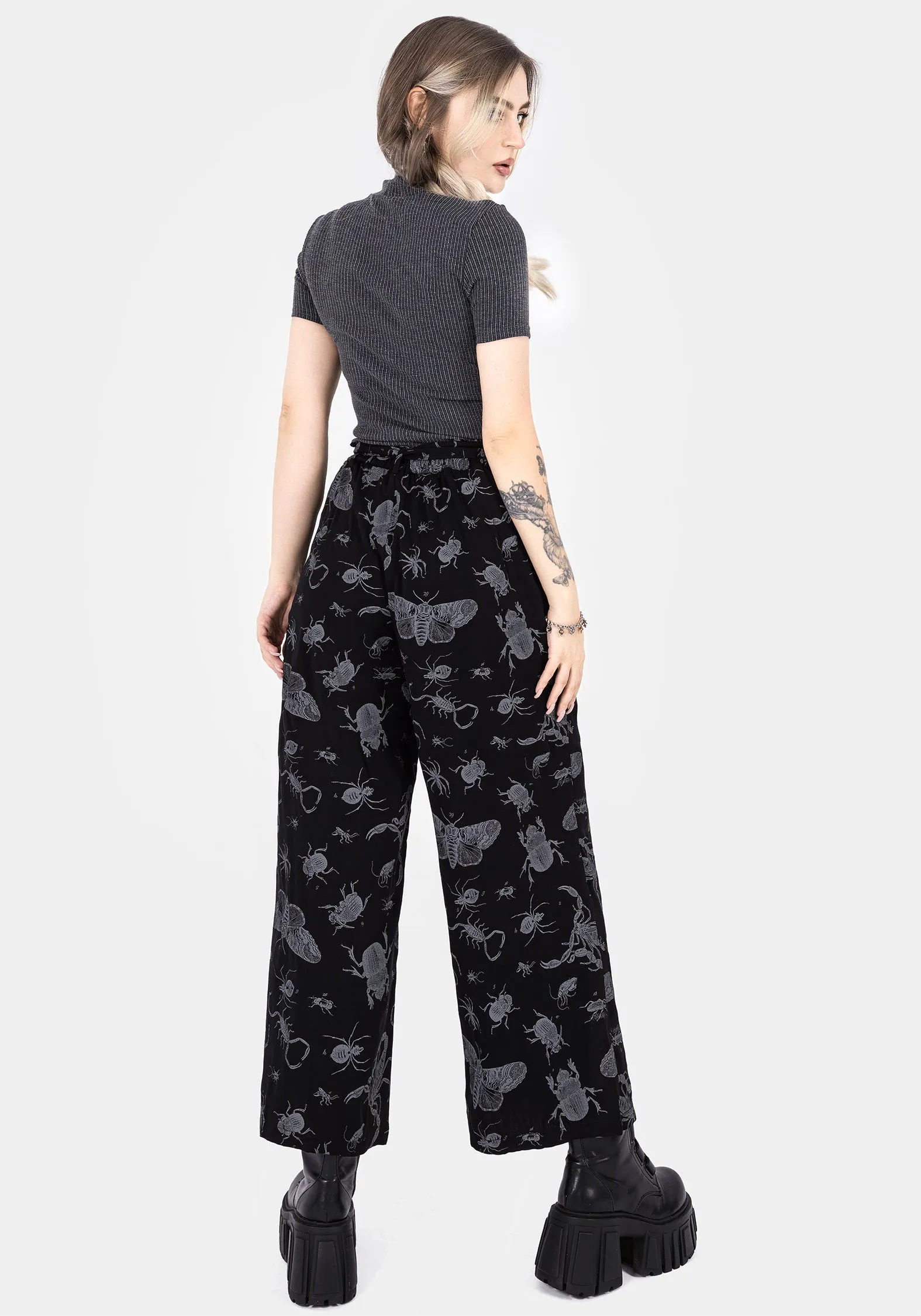 Essential Wearable Parasite Bugs Wide Leg Paperbag Culotte Trousers - Black