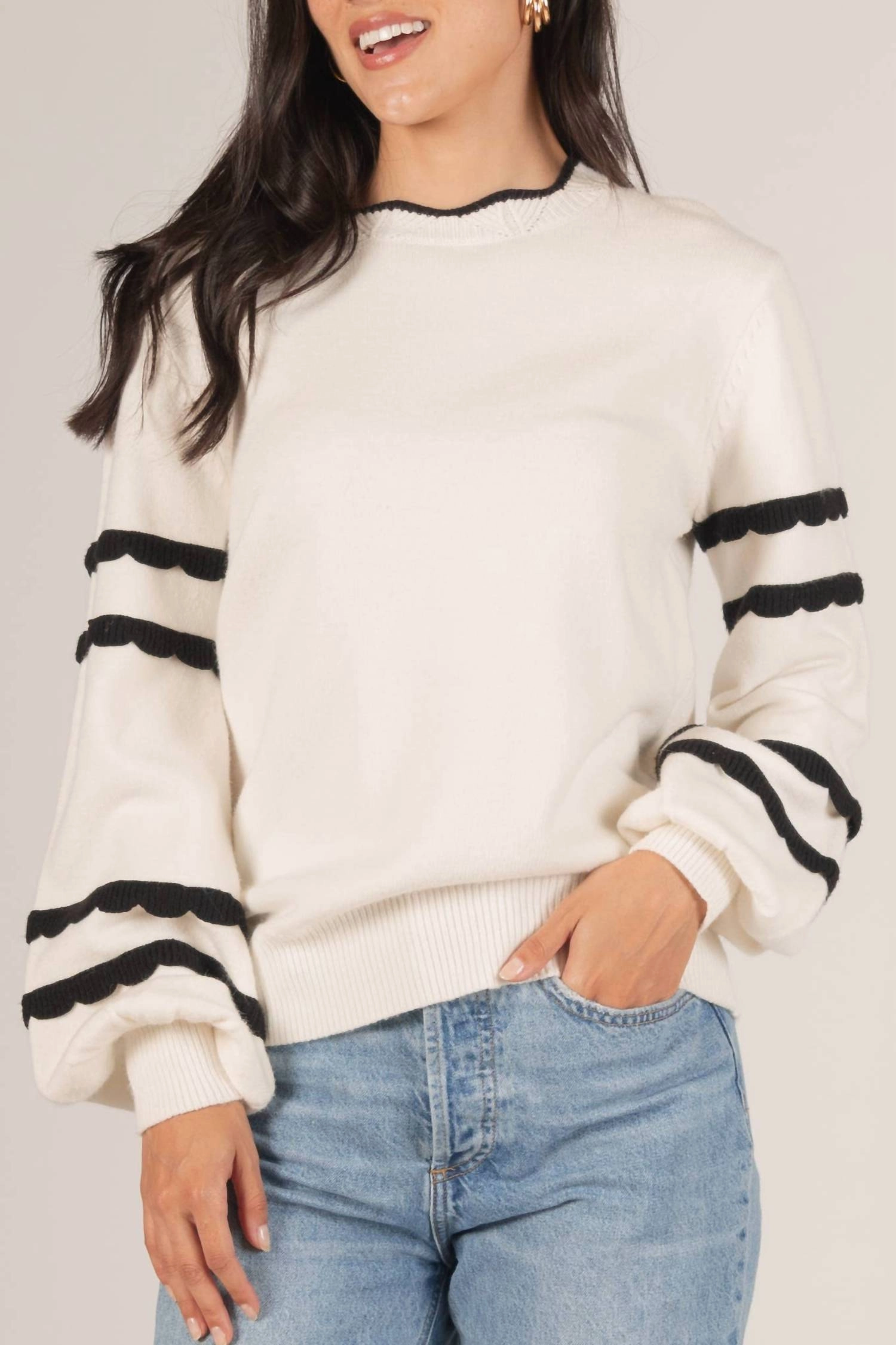 Scalloped Trim Sweater In Ivory/black Layering Fashion Comfy Fit
