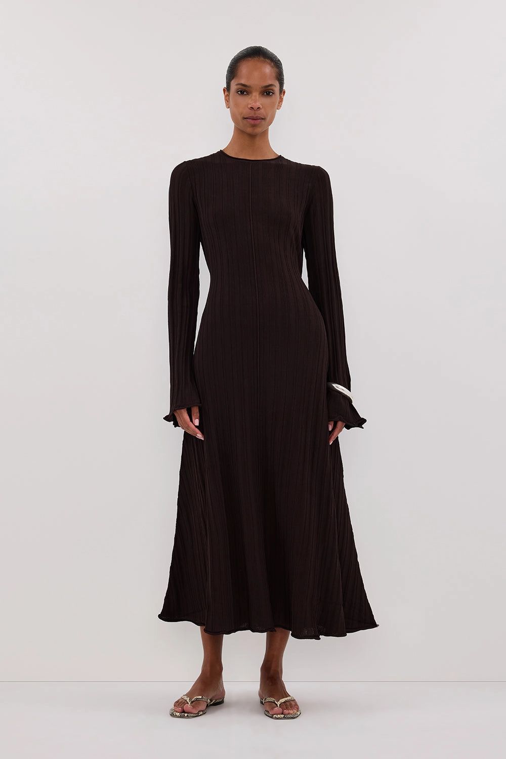 Comfortable texture SYLVIA BITTER CHOC KNIT MIDI DRESS