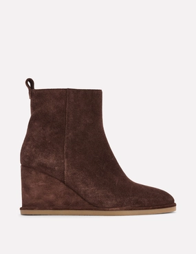 Smart Wedge Boots-Bitter Chocolate Abrasion Resistant Surface Hard wearing