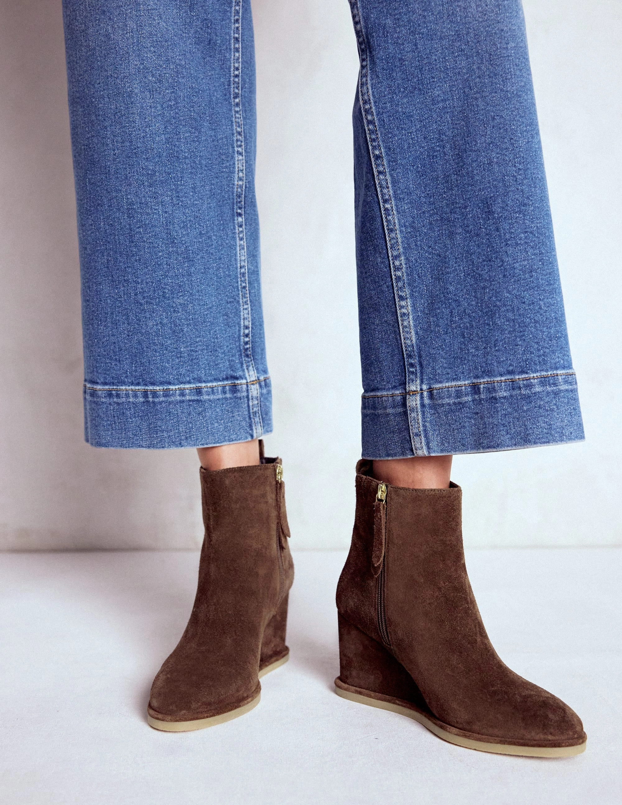 Smart Wedge Boots-Bitter Chocolate Ready For Adventure Anti   Bacterial