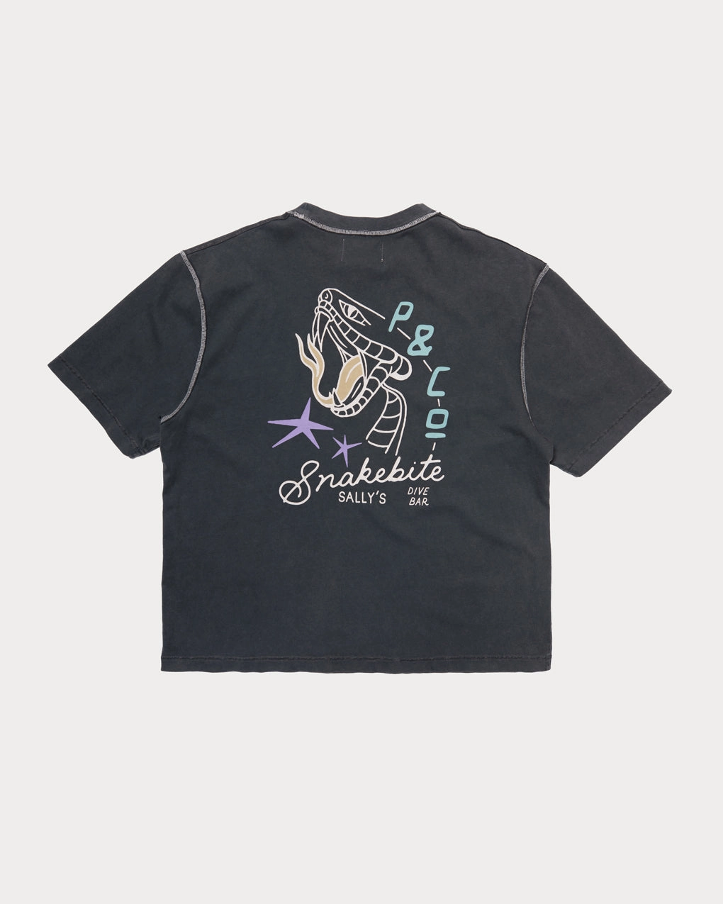 Outdoor Trend Look Snakebite Sally's Boxy T-Shirt - Acid Wash
