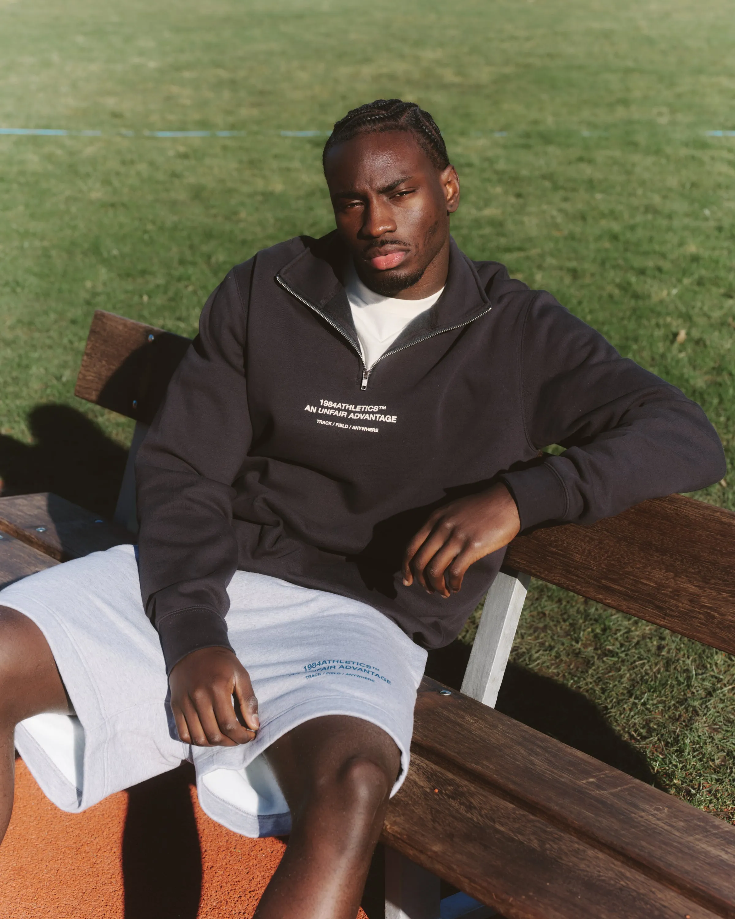 Vice 84 'Athletics' 1/4 Zip Sweater - Navy Chilly Weather