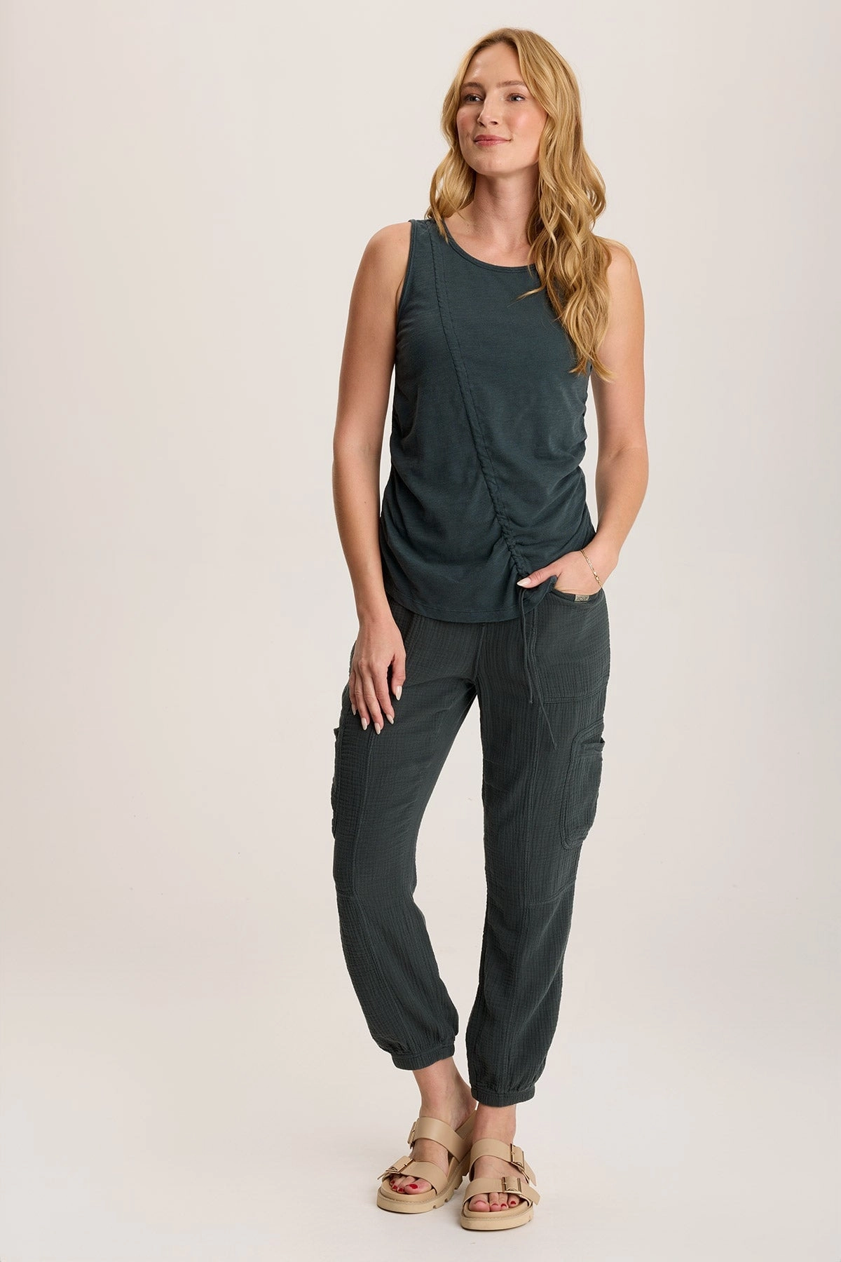 Hidalgo Plush Gauze Jogger Beach Joggers Capri Outdoor Training
