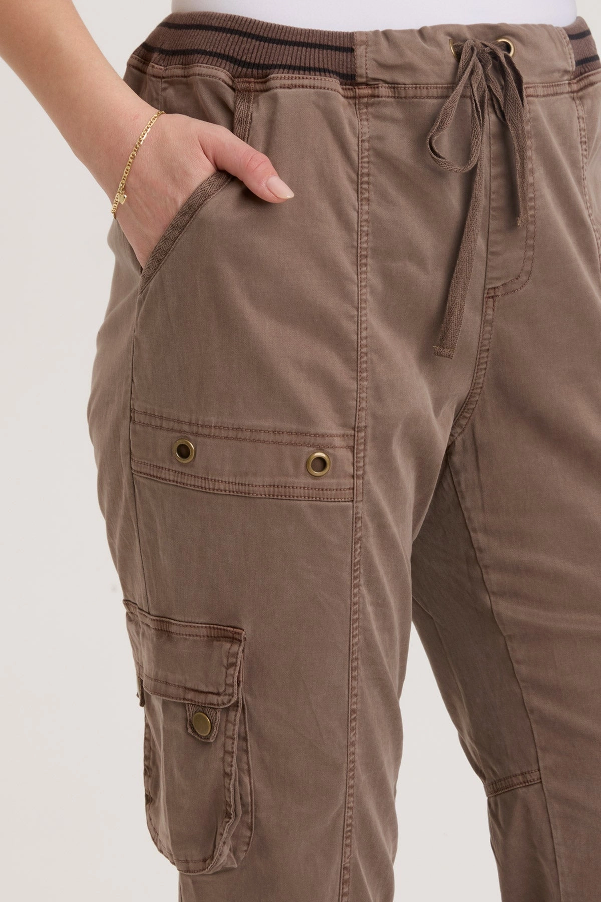Maxime Banded Pant Chic Fit Flexible Motion Fit