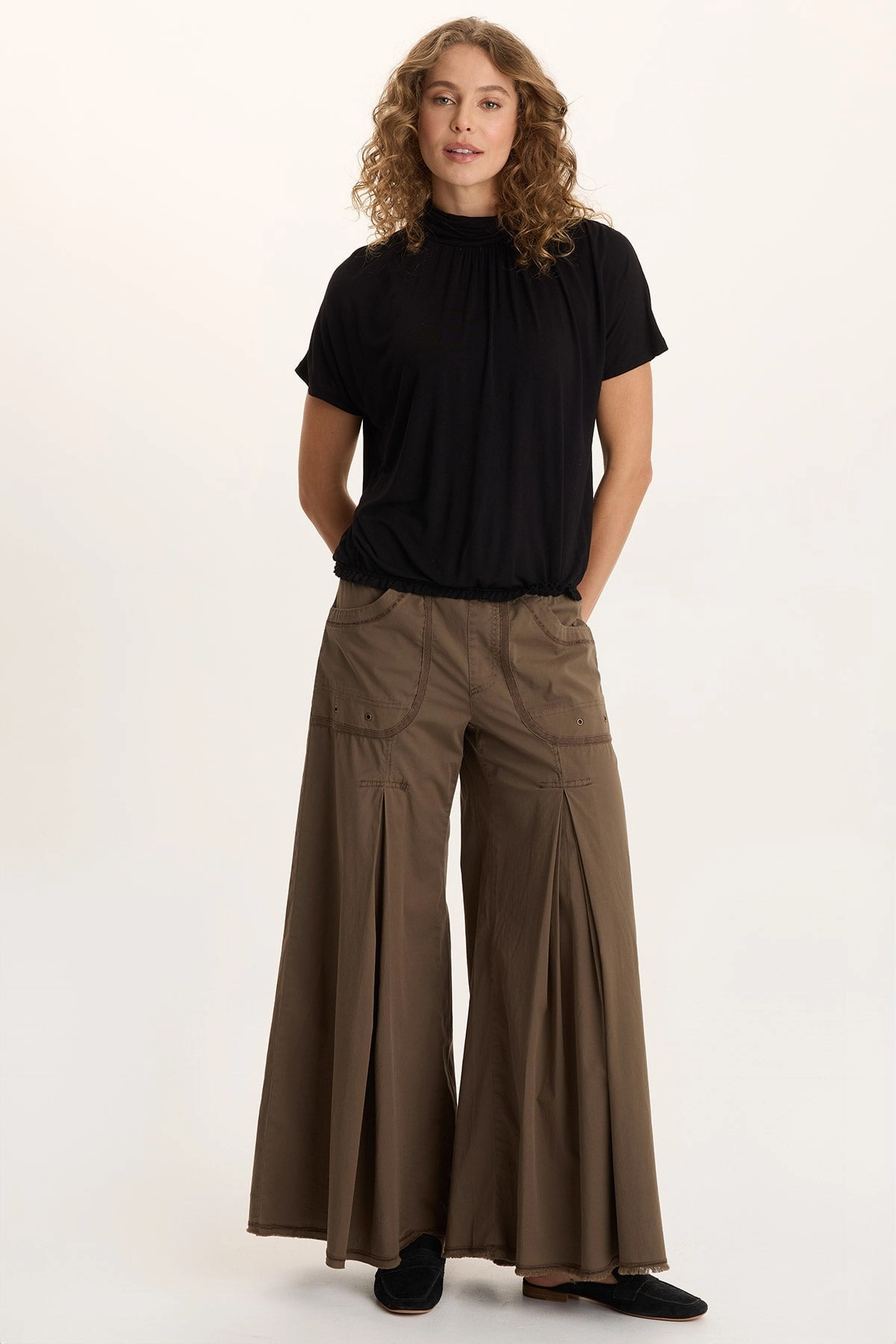 Nevins Soft Volume Wide Leg Drawstring Pant Compact Pack