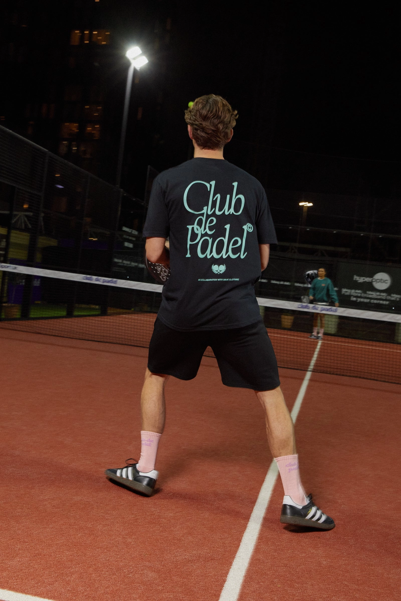 Club de Padel 'Retro' Tee - Black Comfortable And Trendy