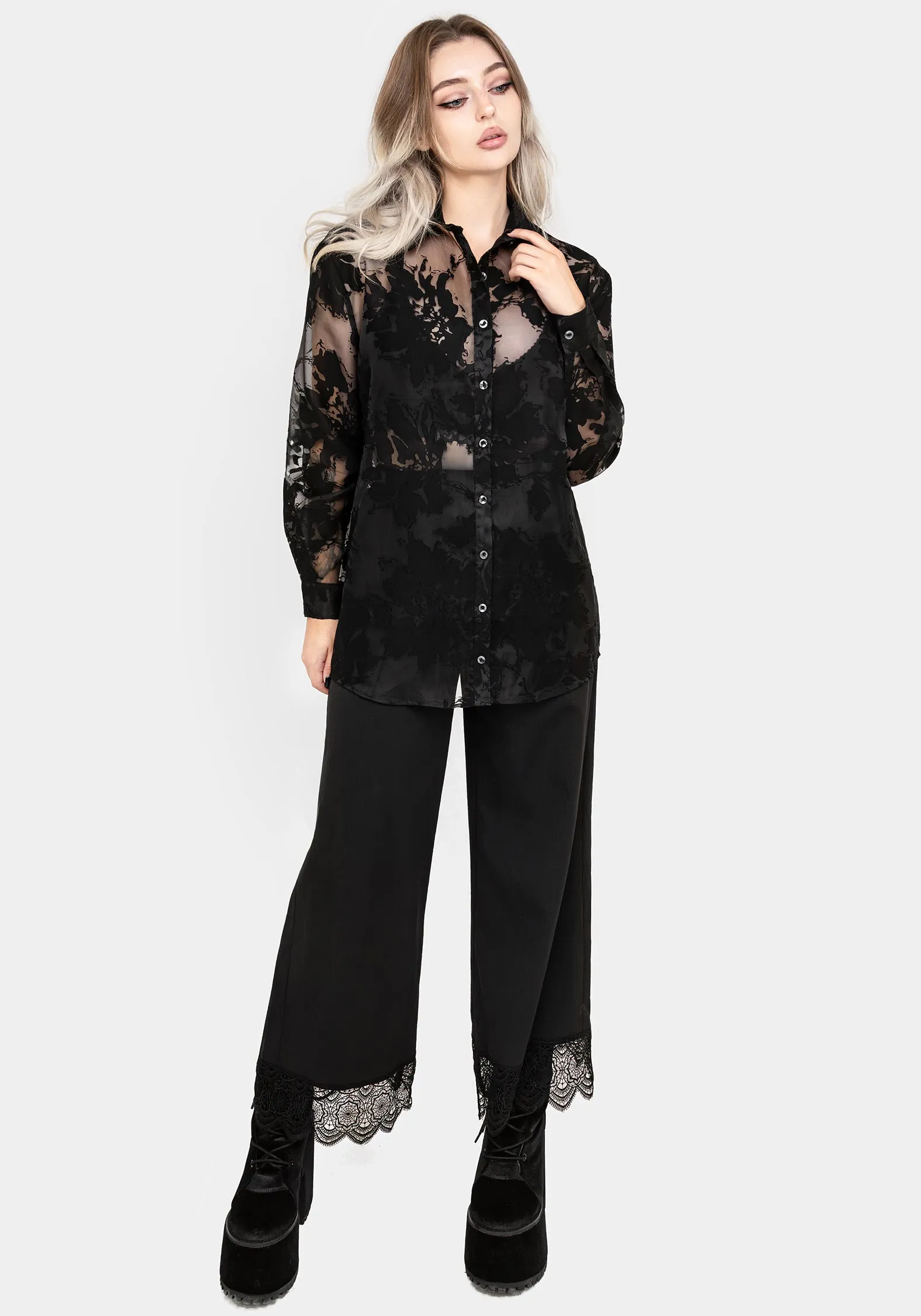 Stretch Fit Technology On-The-Go Style Spectre Sheer Loose Fit Shirt