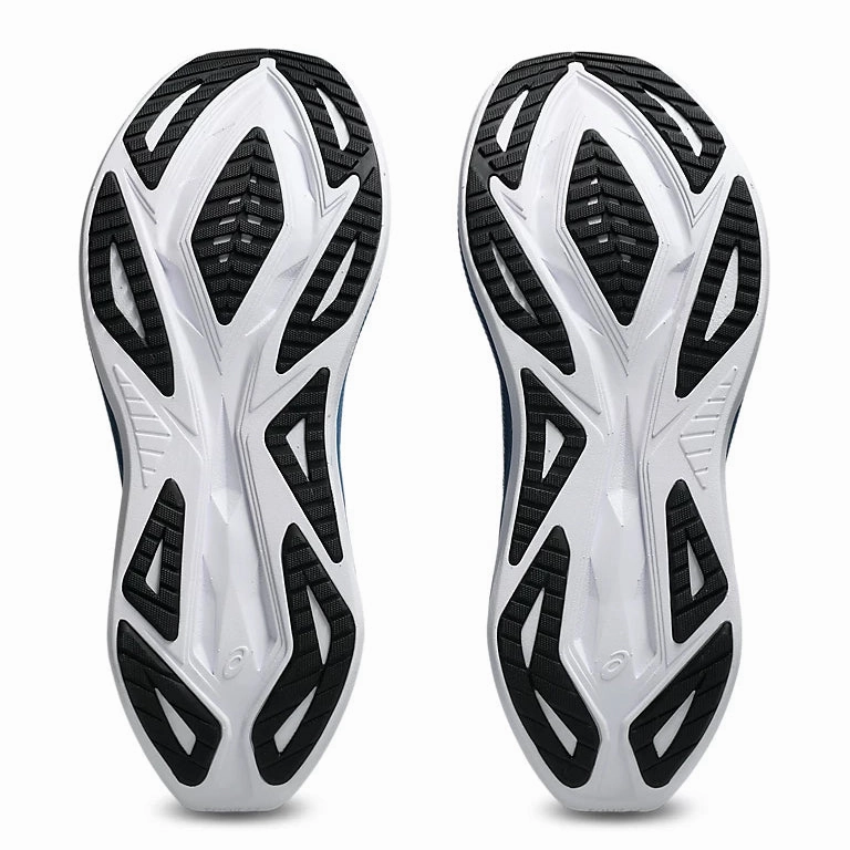 Contoured Collar Design Superblast 2 Running Shoes Winter Sea / White