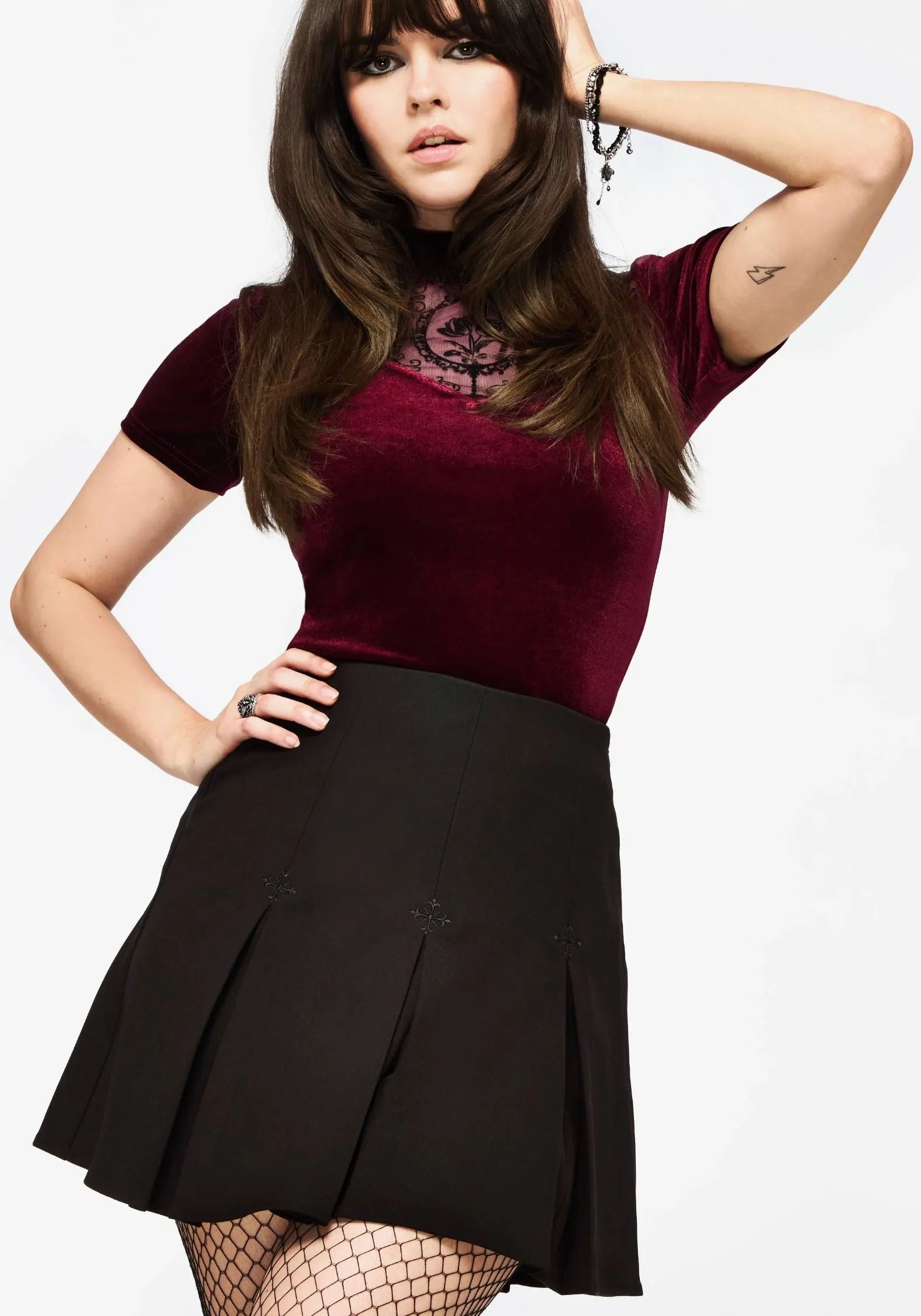 Outfit Focused Soul Embroidered Pleated Mini Skirt