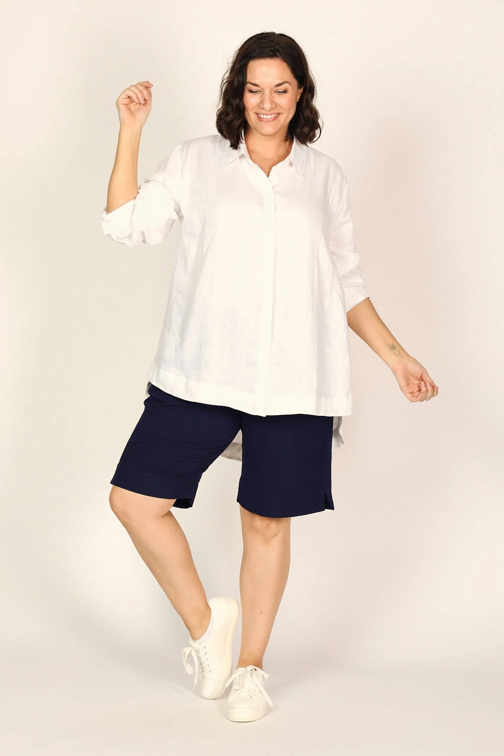 Body Flex Soft Elastic Stretch Capri Short in Navy