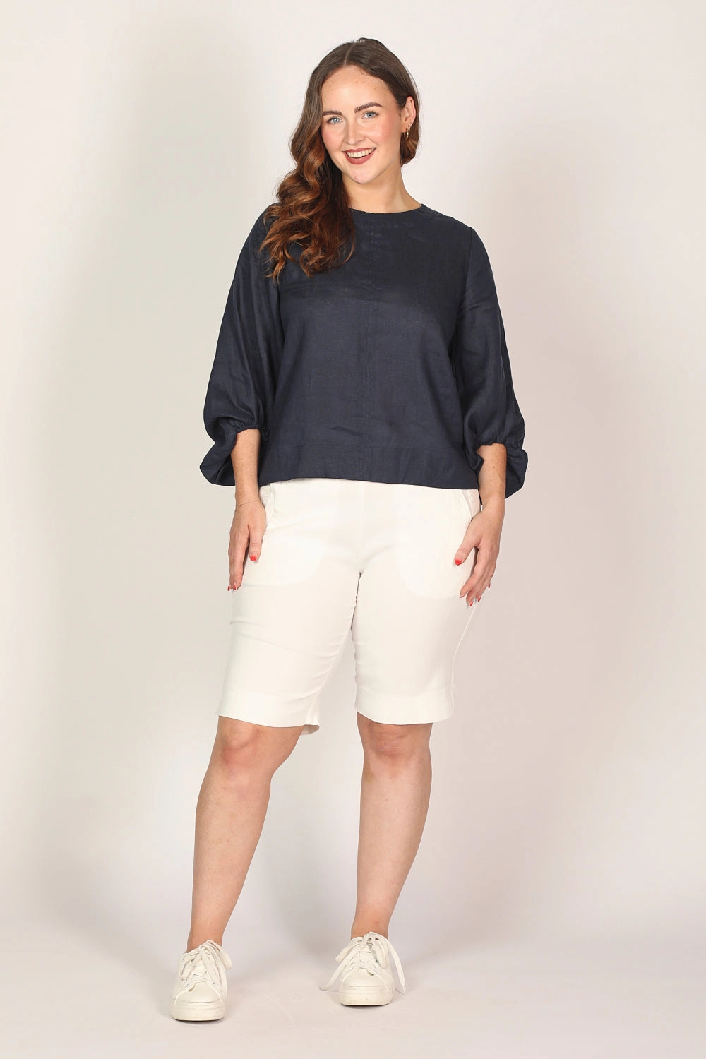 Teflon Coated Finish Stretch Capri Short in White