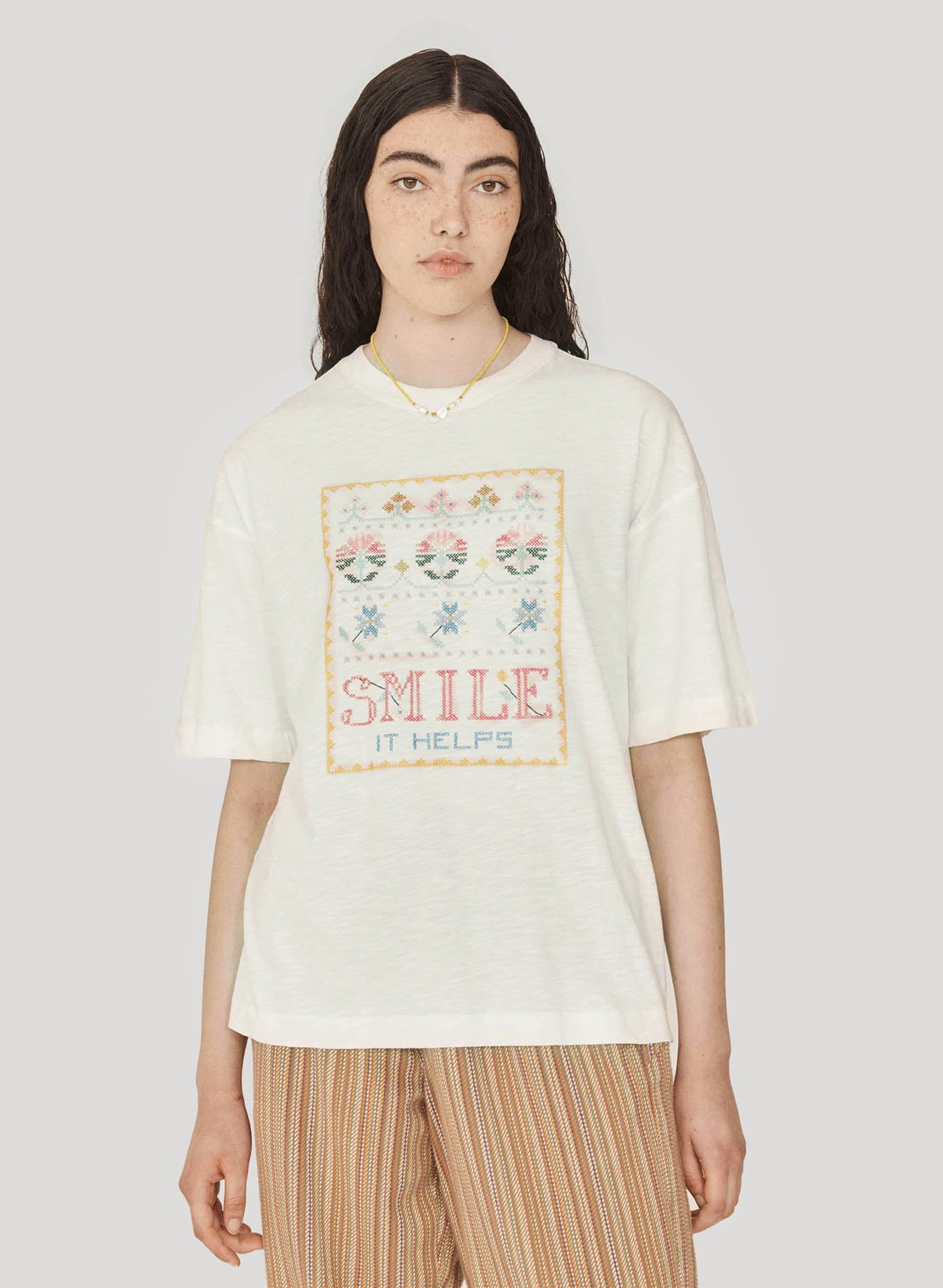 White Smile T-Shirt Fashionable Layer