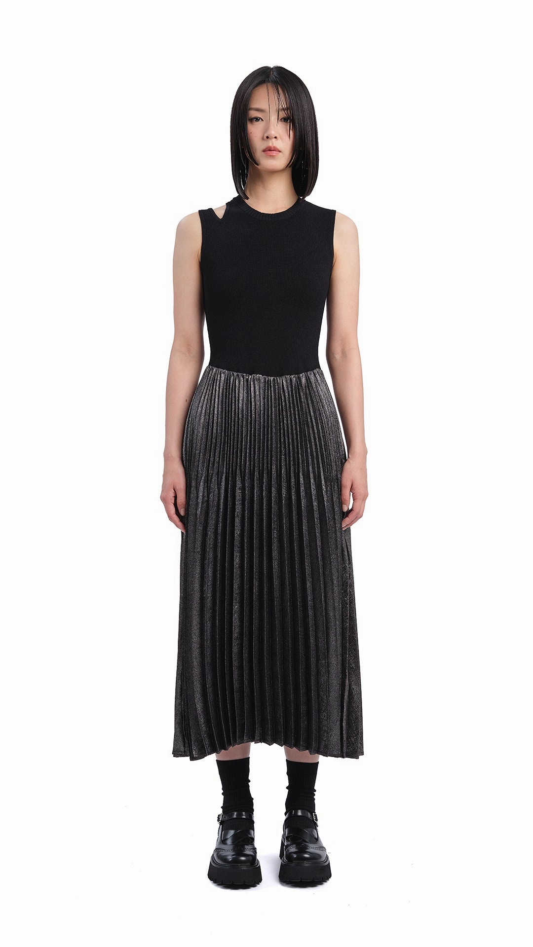 Chic Mom WaterRepellentCoating Metallic Dress