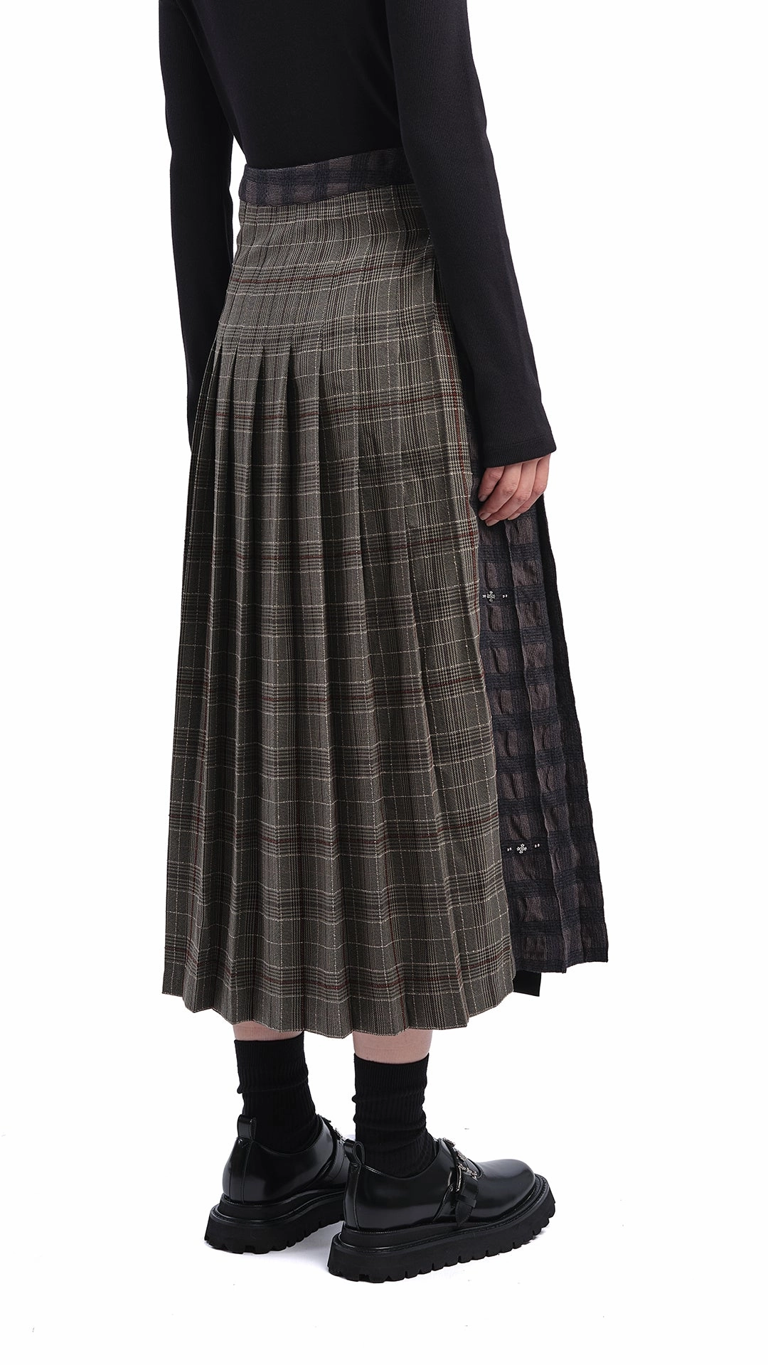 Checker Studs Hostess Skirt Chill Feel