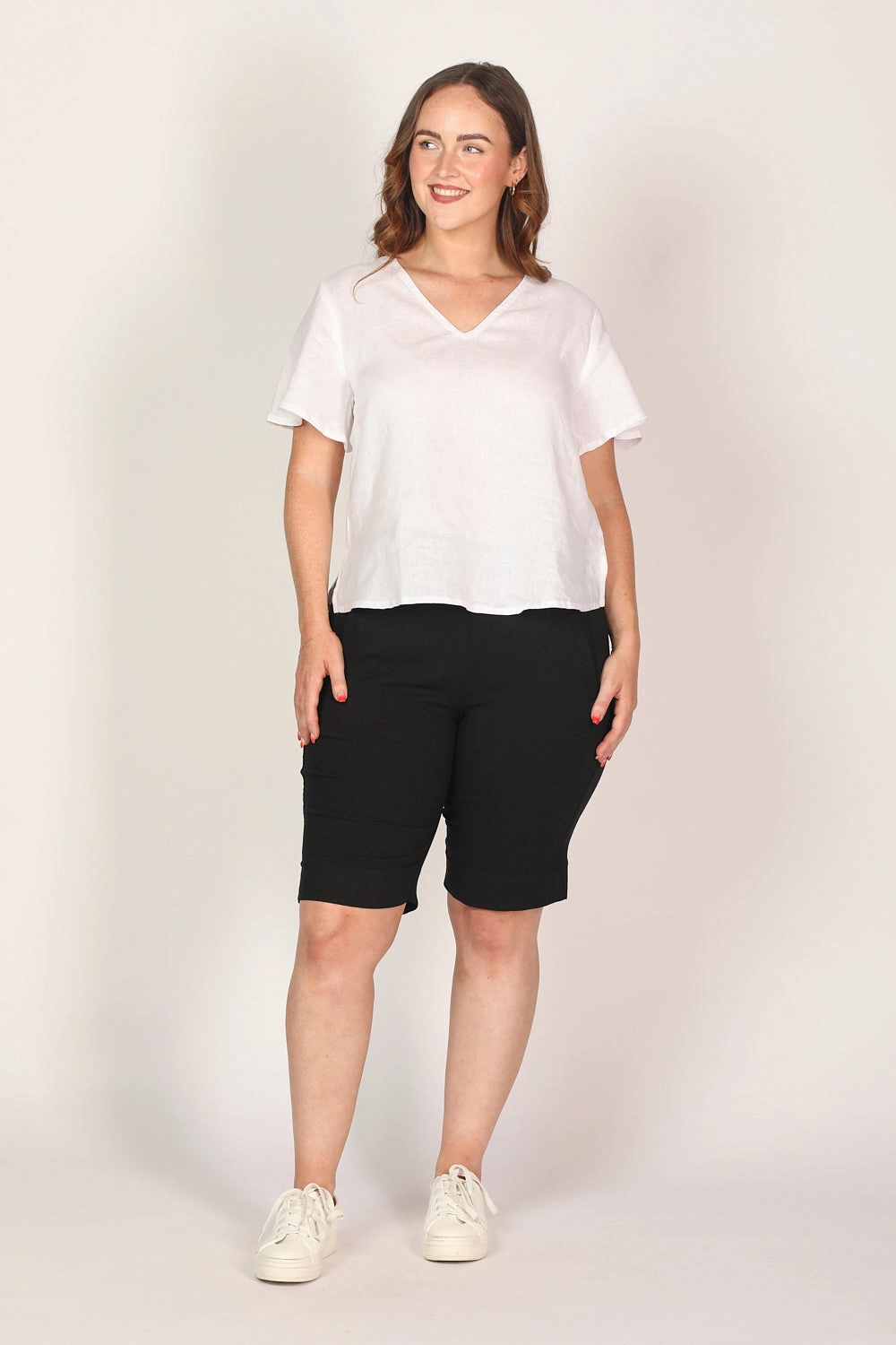 Static Free Finish Stretch Capri Short in Black