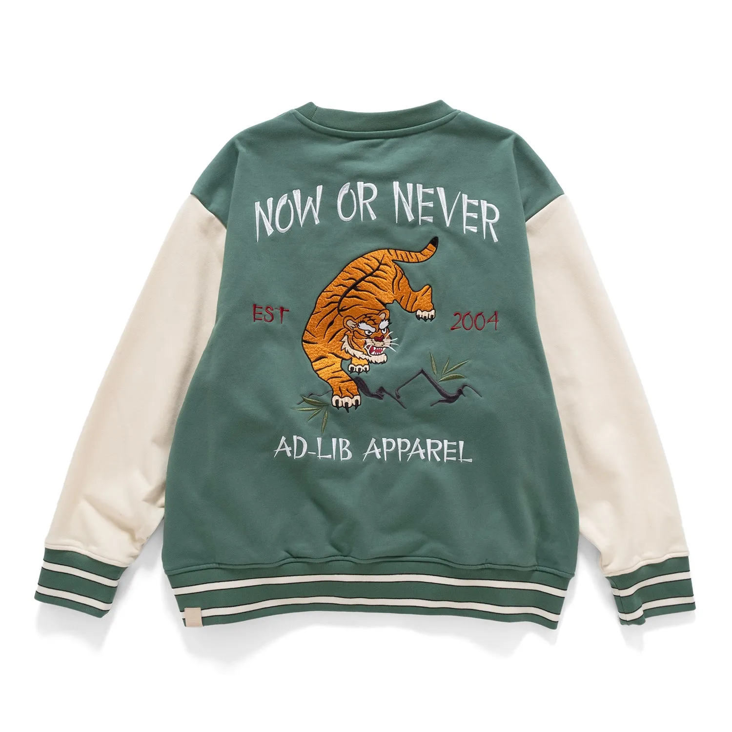 Ribbed Hem Detailing Cozy Everyday (SW484) Tiger Embroidery Souvenir Sweater