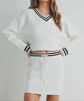 Classic Crew Neck Winter Layering Sweater Top And Skirt In Ivory/black