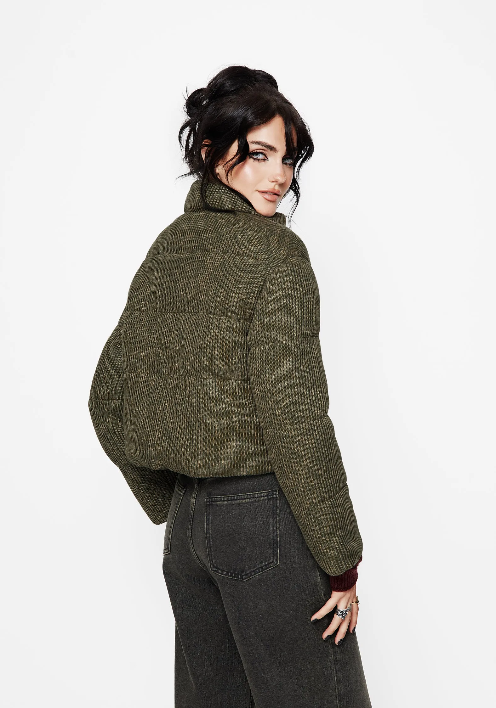 Temperature Balancing Layer LightPadding Sylvia Embroidered Knit Bomber Jacket