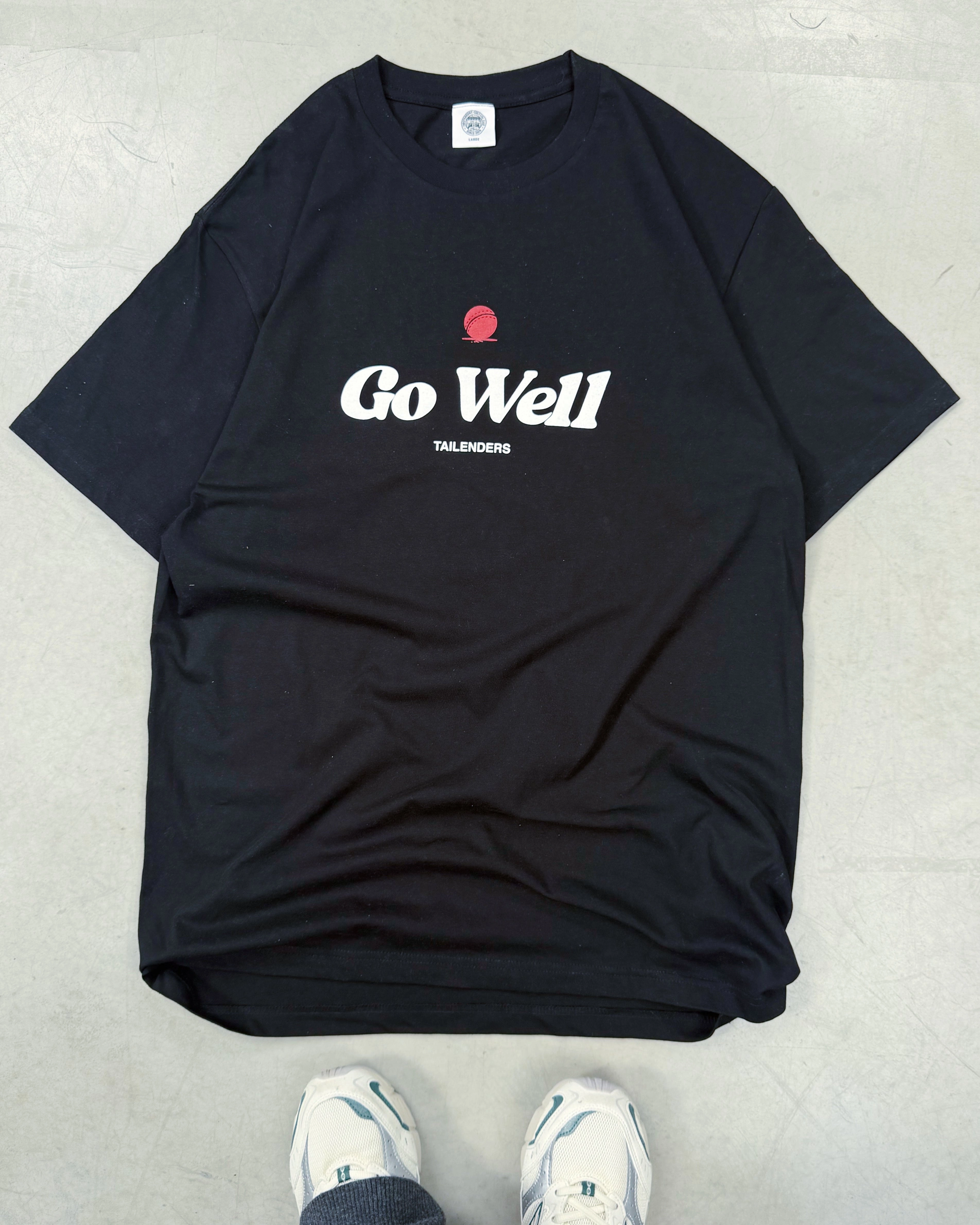 Chic Fit Active Comfort Style Tailenders 'Go Well' Tee - Black