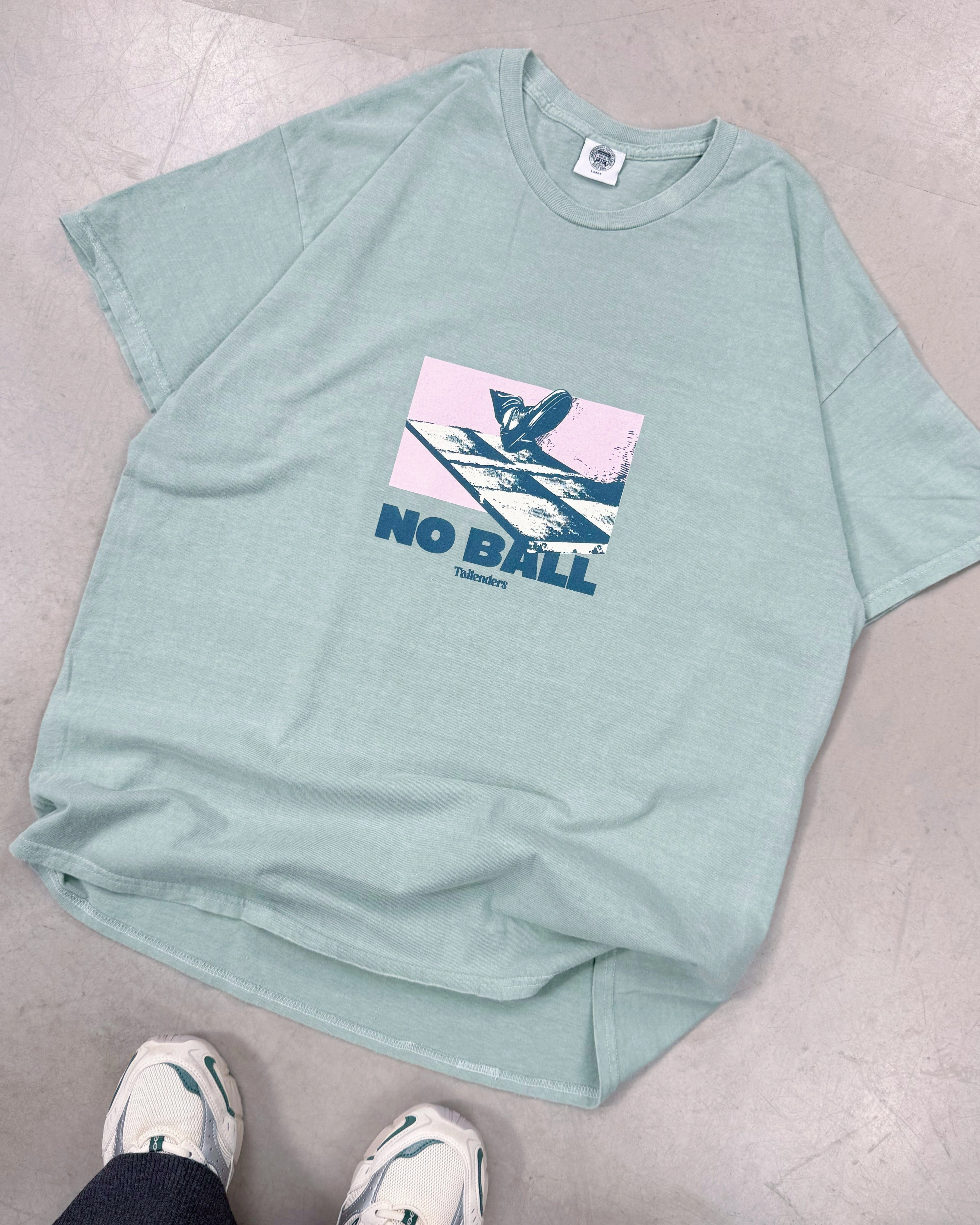 Holiday Comfort Style Tailenders 'No Ball' Washed Tee - Seafoam