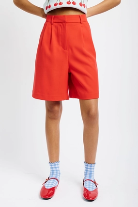 Water Repellent Finish Tailored Pleat Front Short in Red