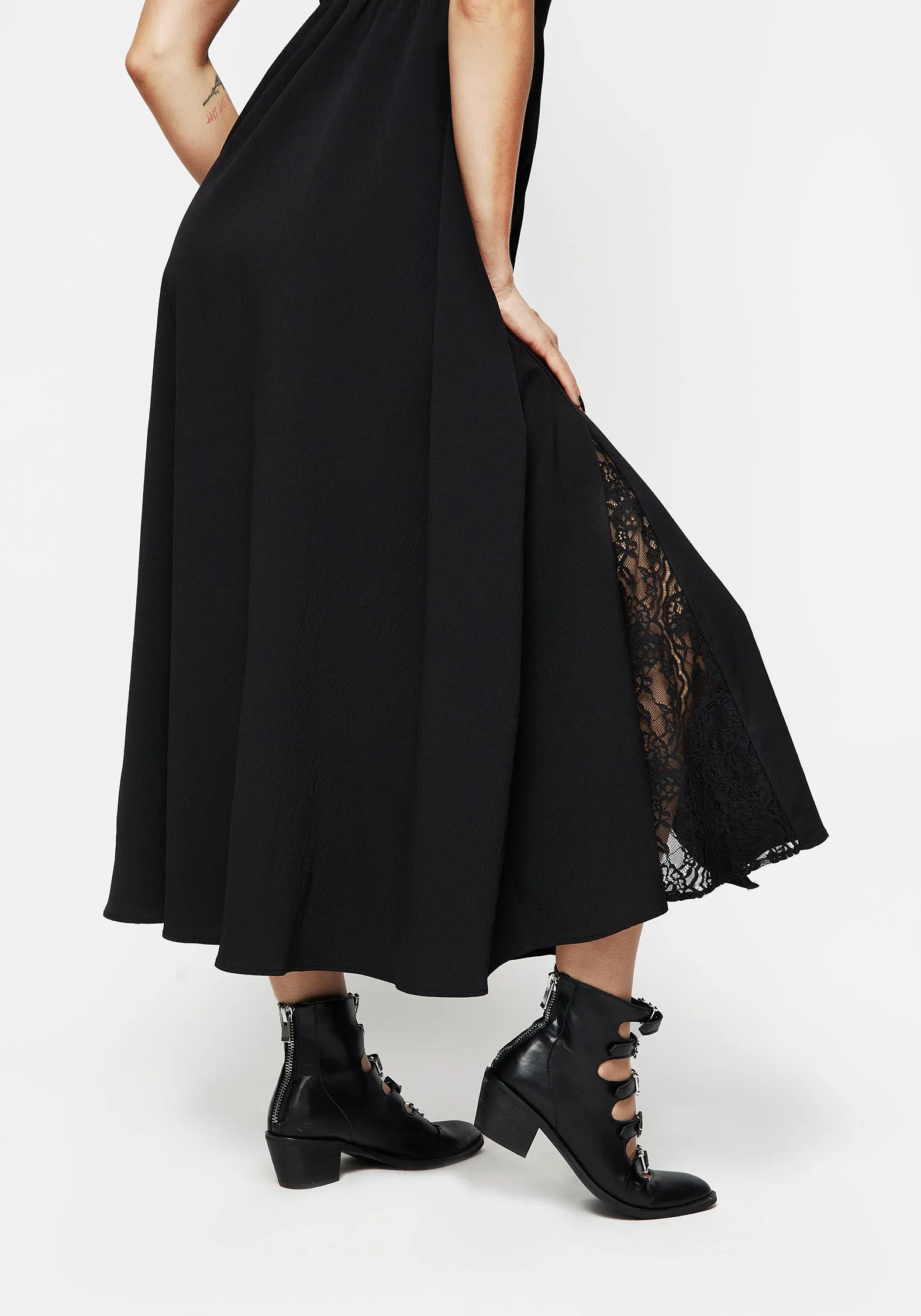 Taissa Floral Lace Button Up Midaxi Dress Comfortable fit for outings Resort Ready