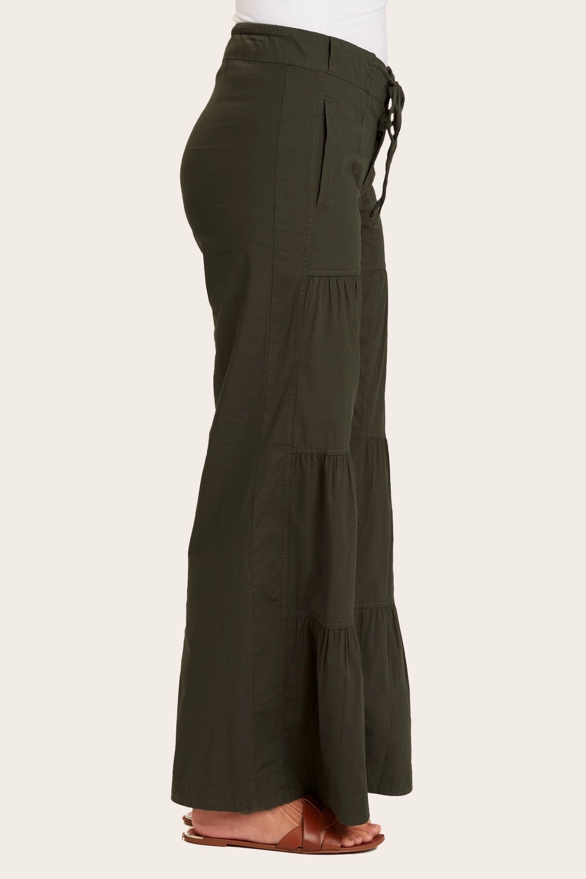 Terraced Wide Leg Pant Flexible Cut Functional Design