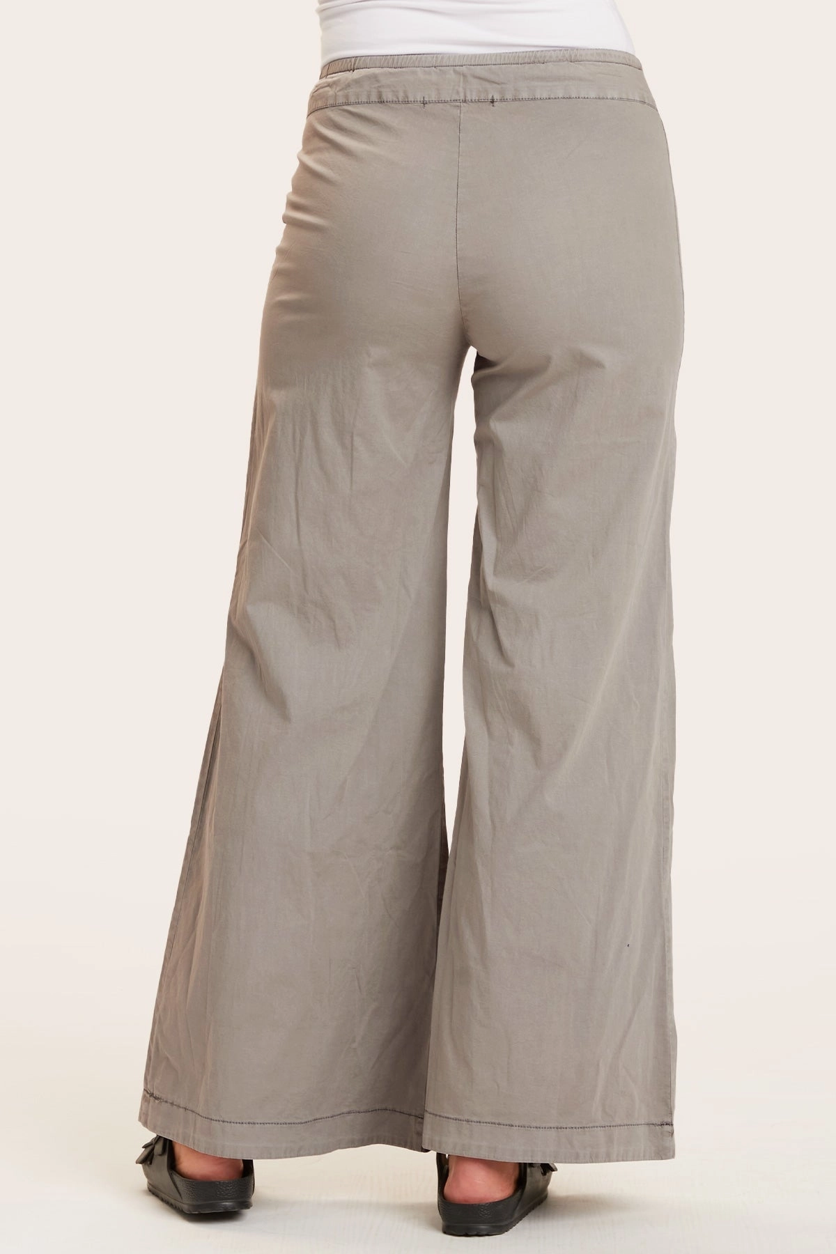Performance Layer Terraced Wide Leg Pant