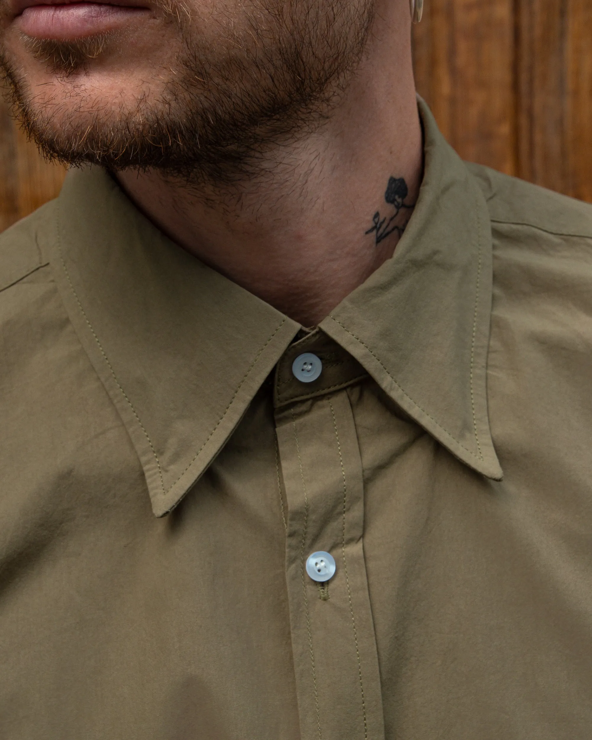 Flexible Placket Structure THE BEST POPLIN SHIRT