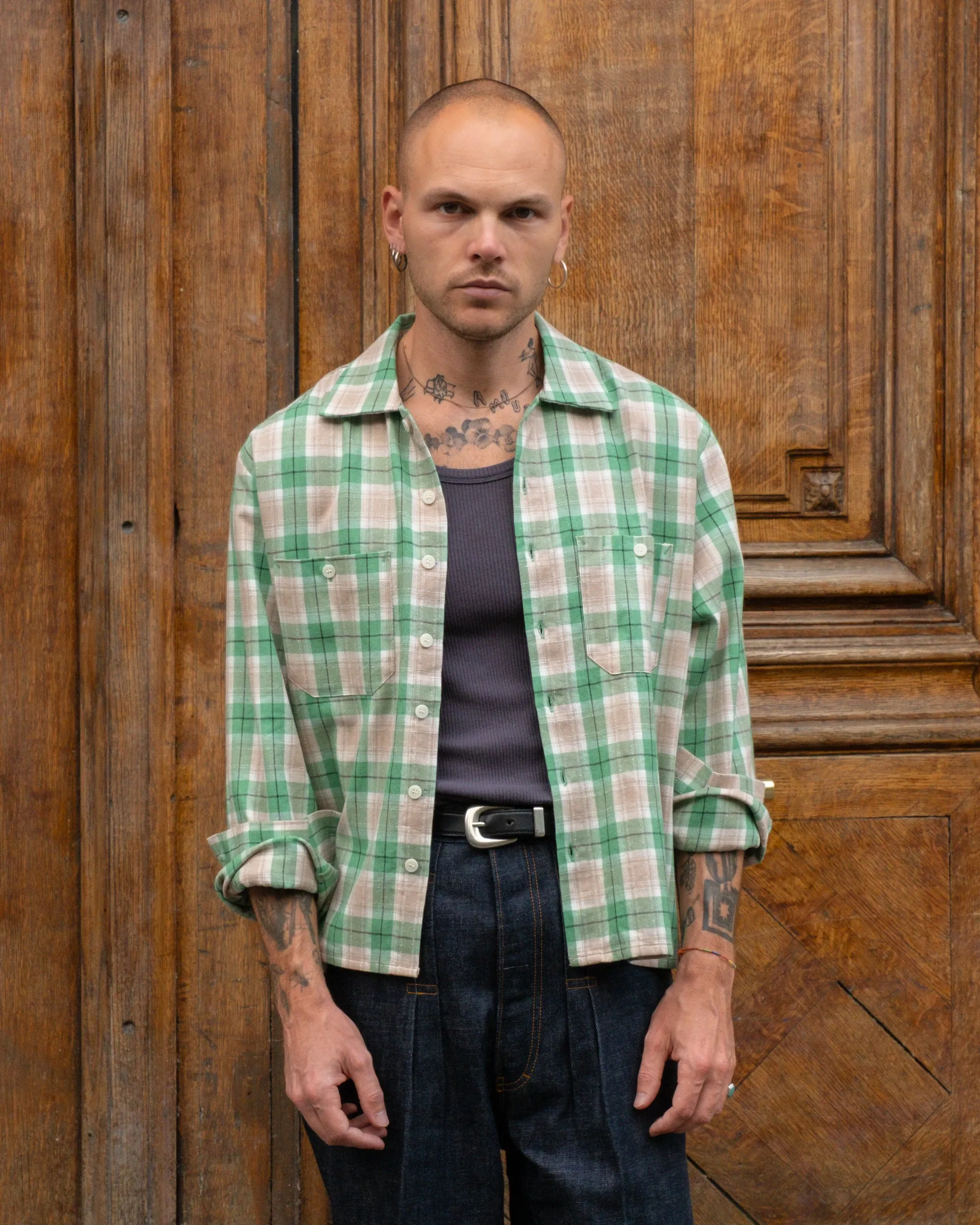 Soft touch finish Smooth zipper closure THE OVERSIZED WORK SHIRT