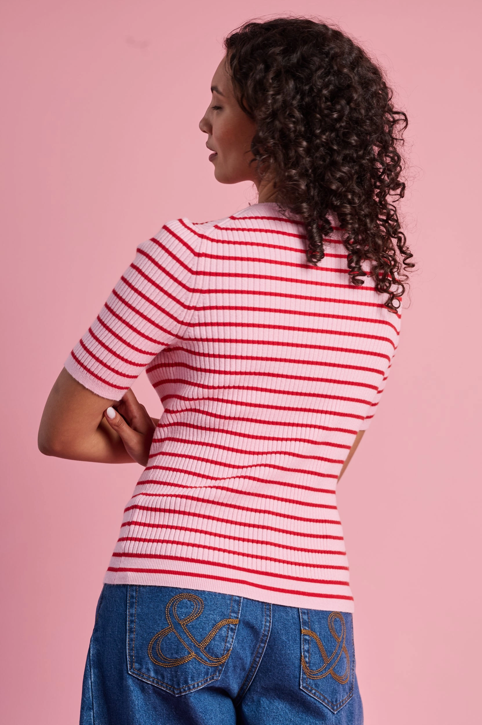 The Stripe Knitwear Basic in Red and Pink TemperatureRegulating Material
