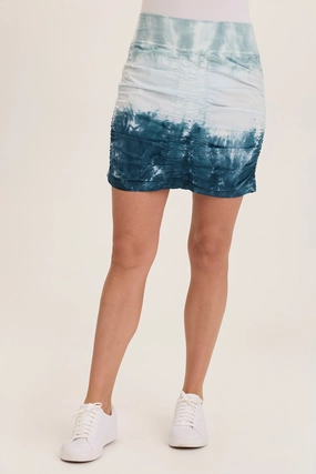 The Trace Skirt urban scene