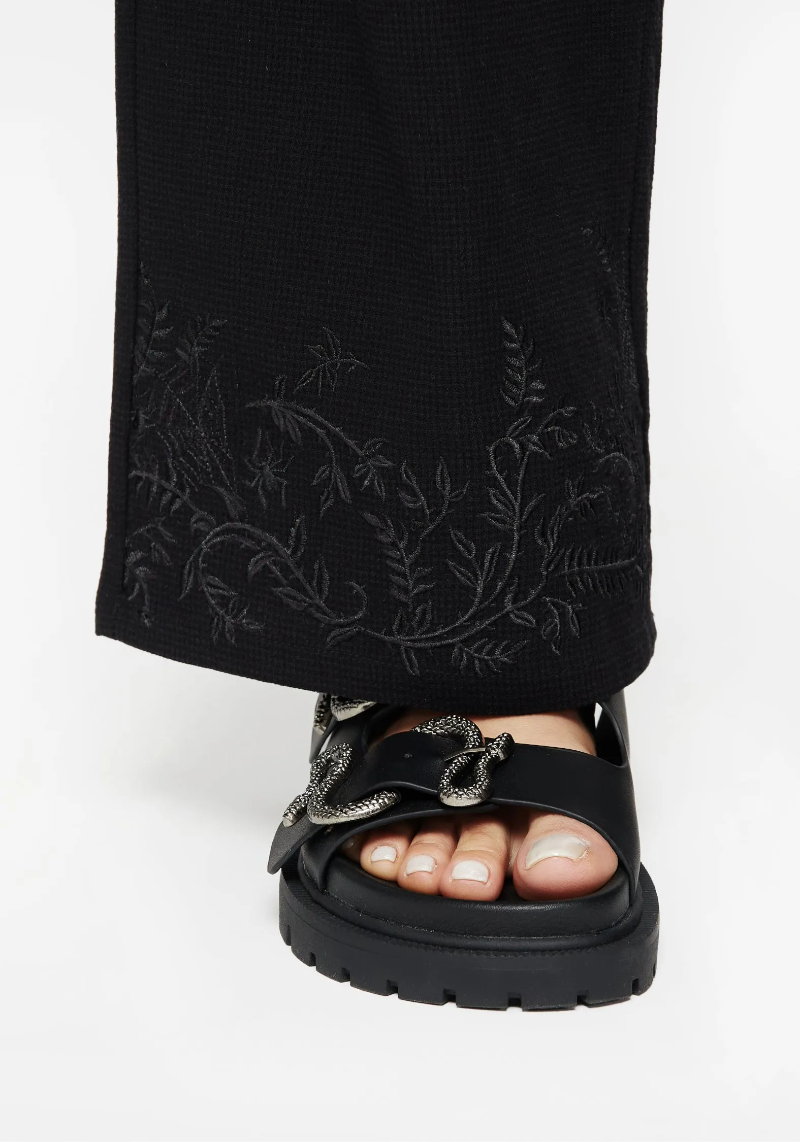 Thorell Embroidered Cotton Wide Leg Trousers QuickDryTech
