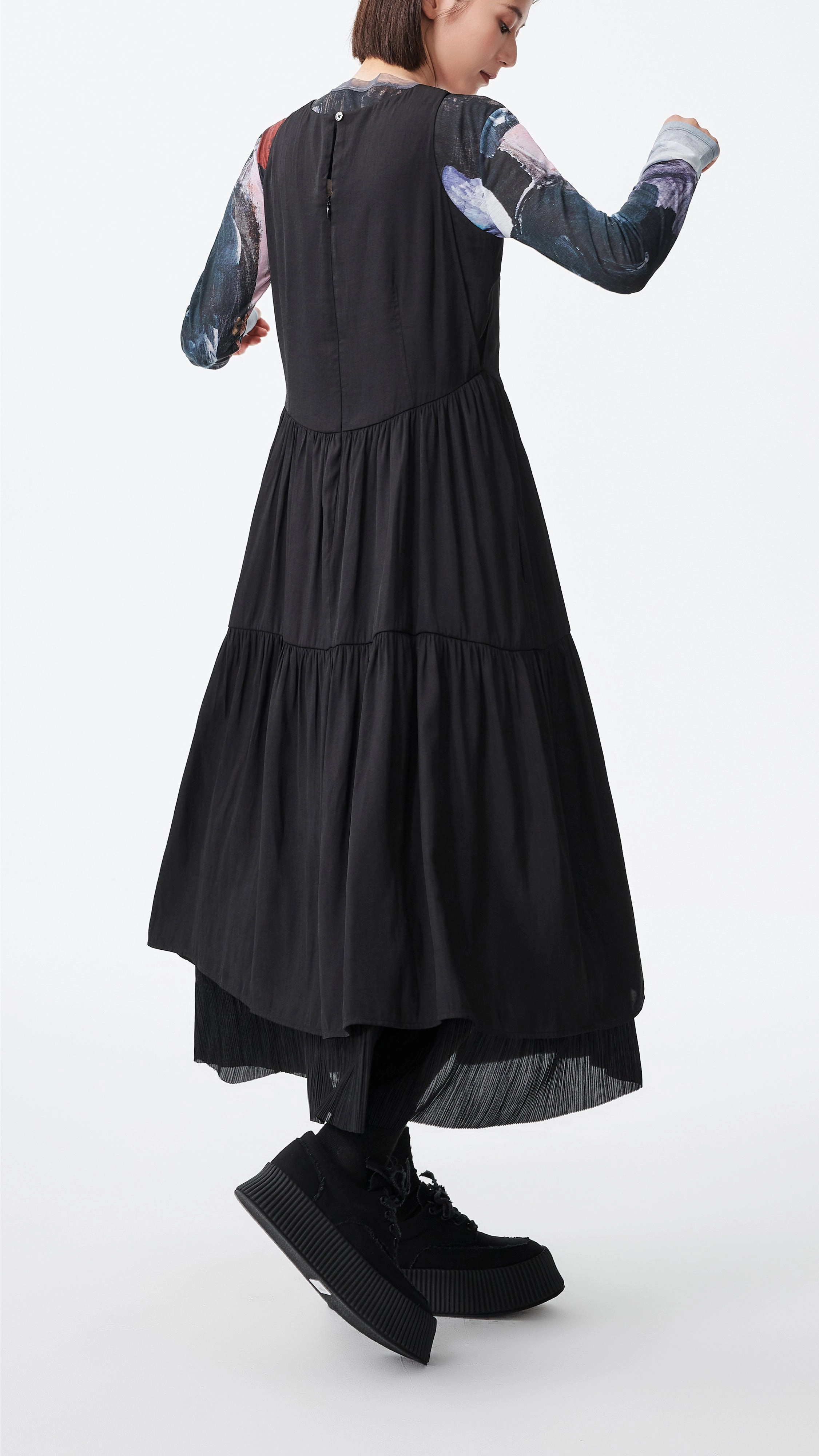 Balanced feel Tiered Midi Dress